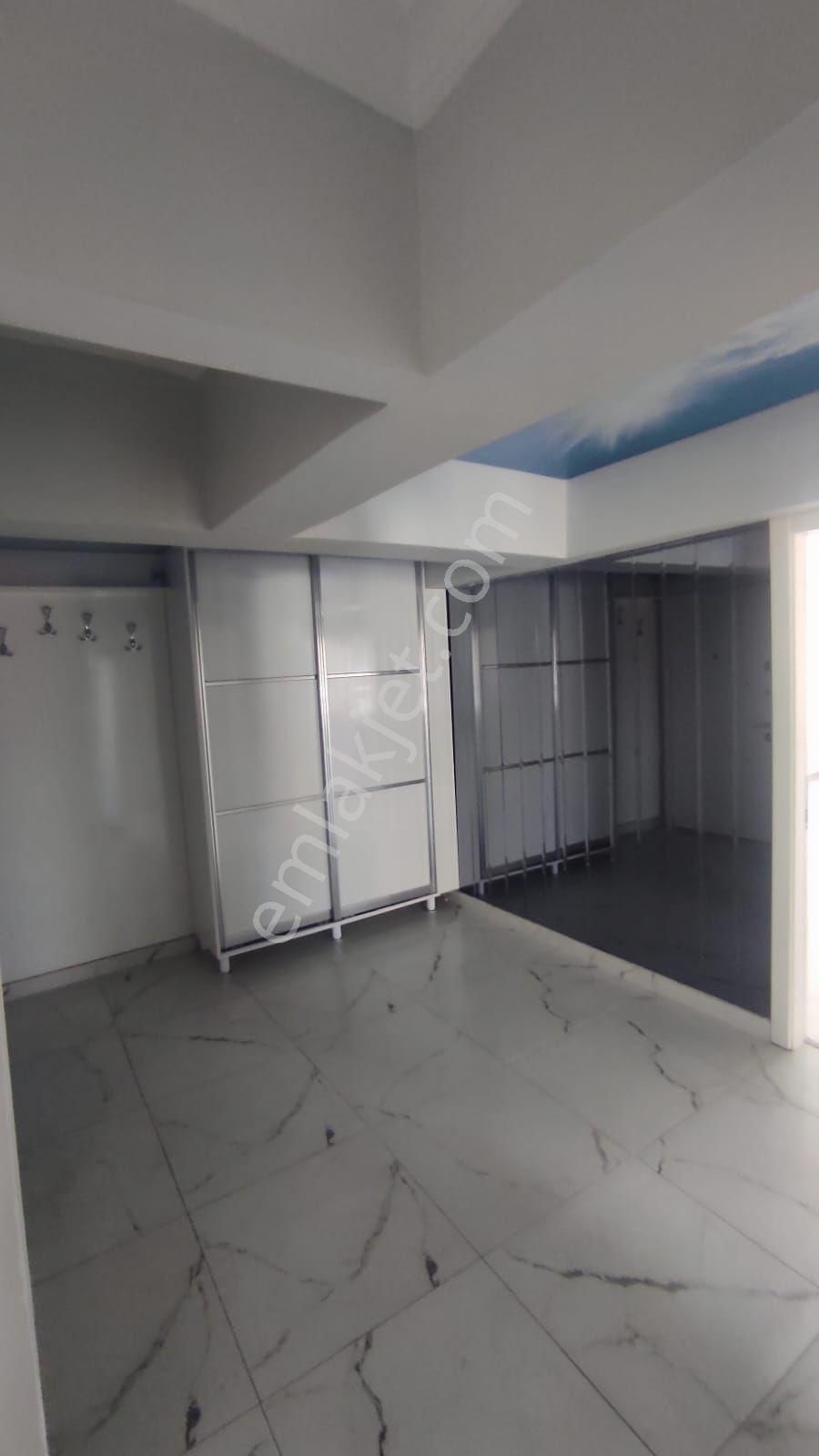 Acil*fiyat Düştü* Ufuktepe Osmangazi Cadde Si Üzerin De Çarşı Pazar İçi 3+1 Daire* - Görsel 24