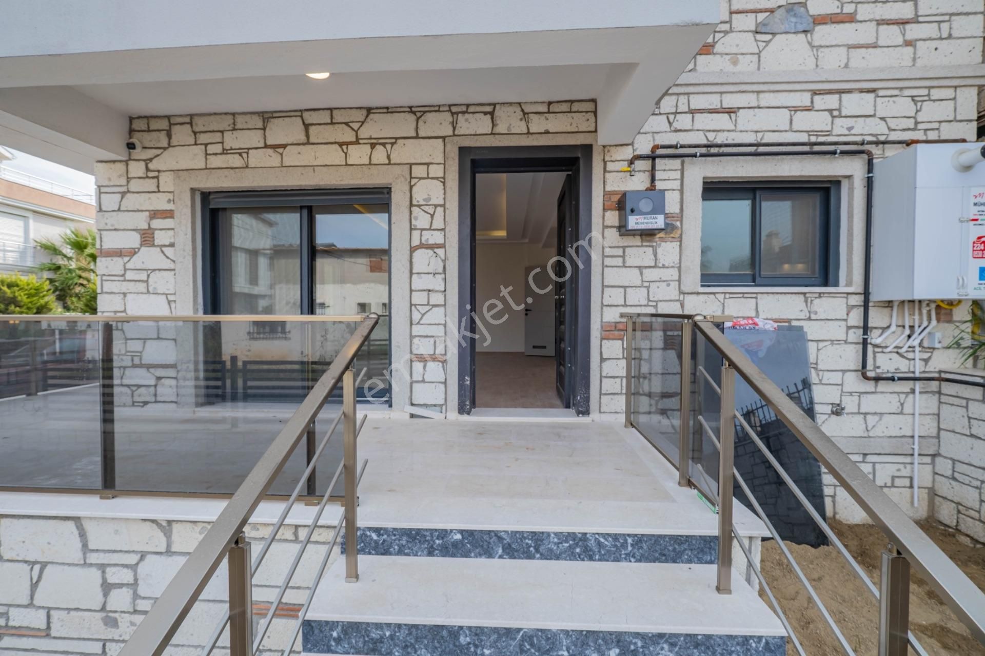 Urla Çamlıçay'da Yerden Isıtmalı Müstakil Bahçeli 3+1 Villa - Görsel 5