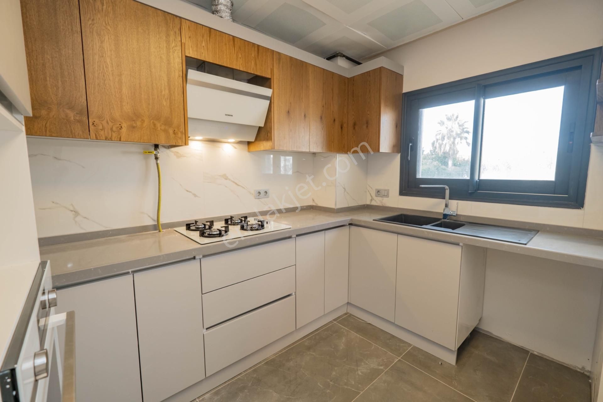 Urla Çamlıçay'da Yerden Isıtmalı Müstakil Bahçeli 3+1 Villa - Görsel 12