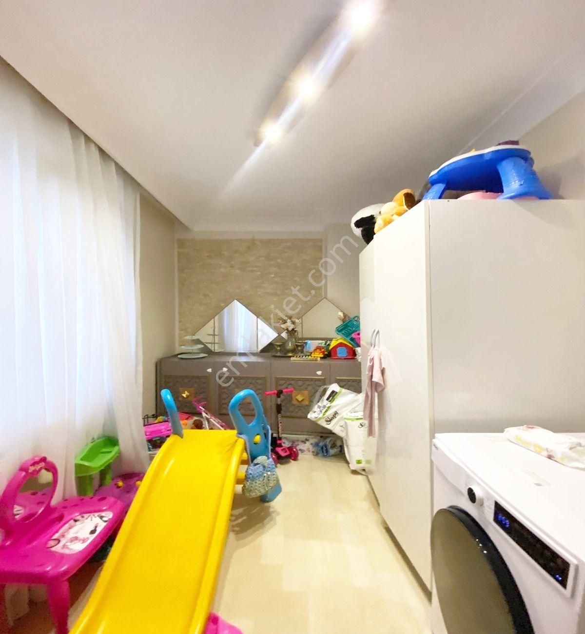 Avcılar Cihangirde 2+1 Ebeveyn Banyolu 12 Yaşında Satılık Daire - Görsel 10