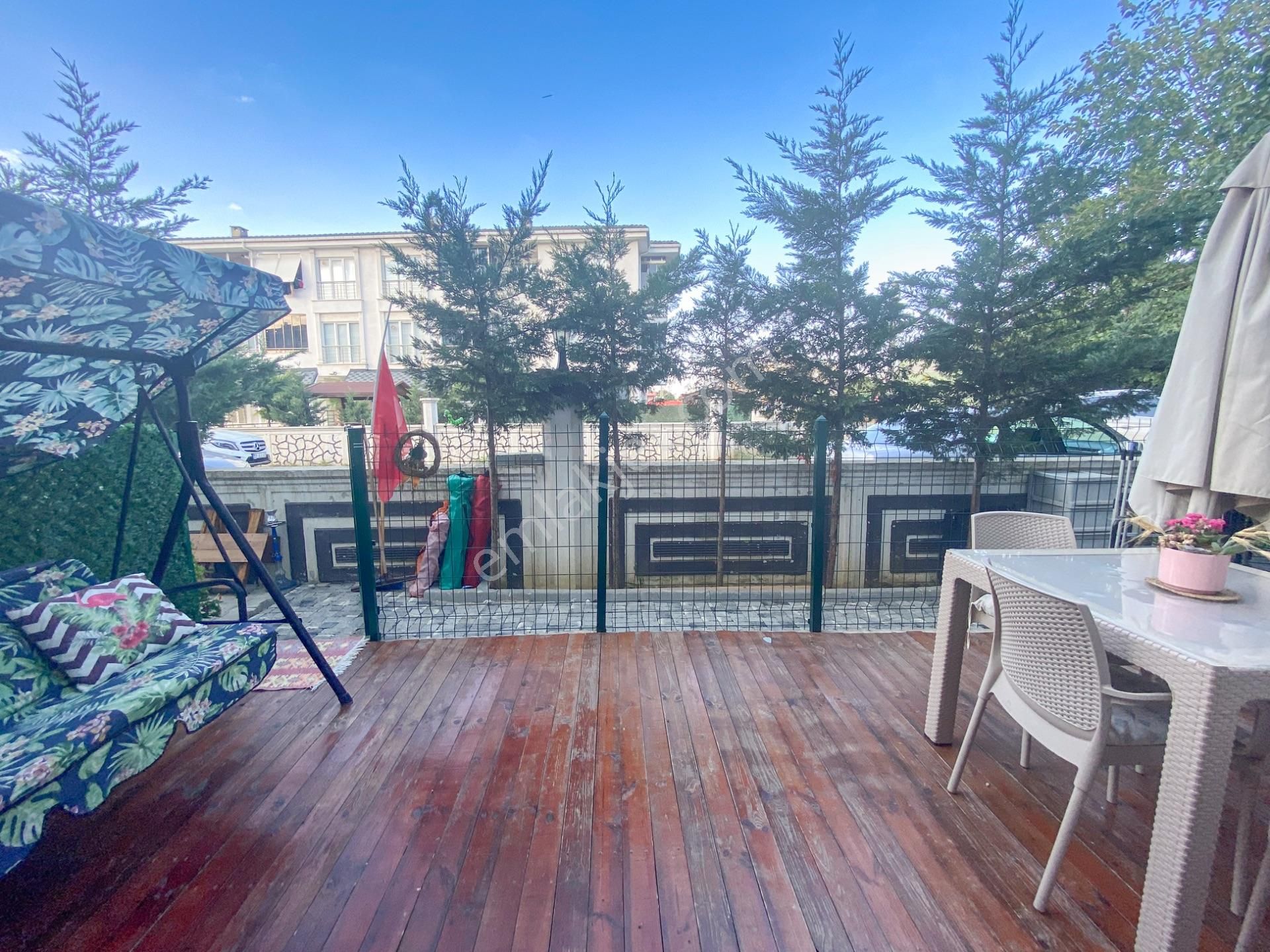 Kumbağ'da Havuzlu Sitede Bahçeli Eşyalı/eşyasız Kiralık 1+1 Daire - Görsel 14