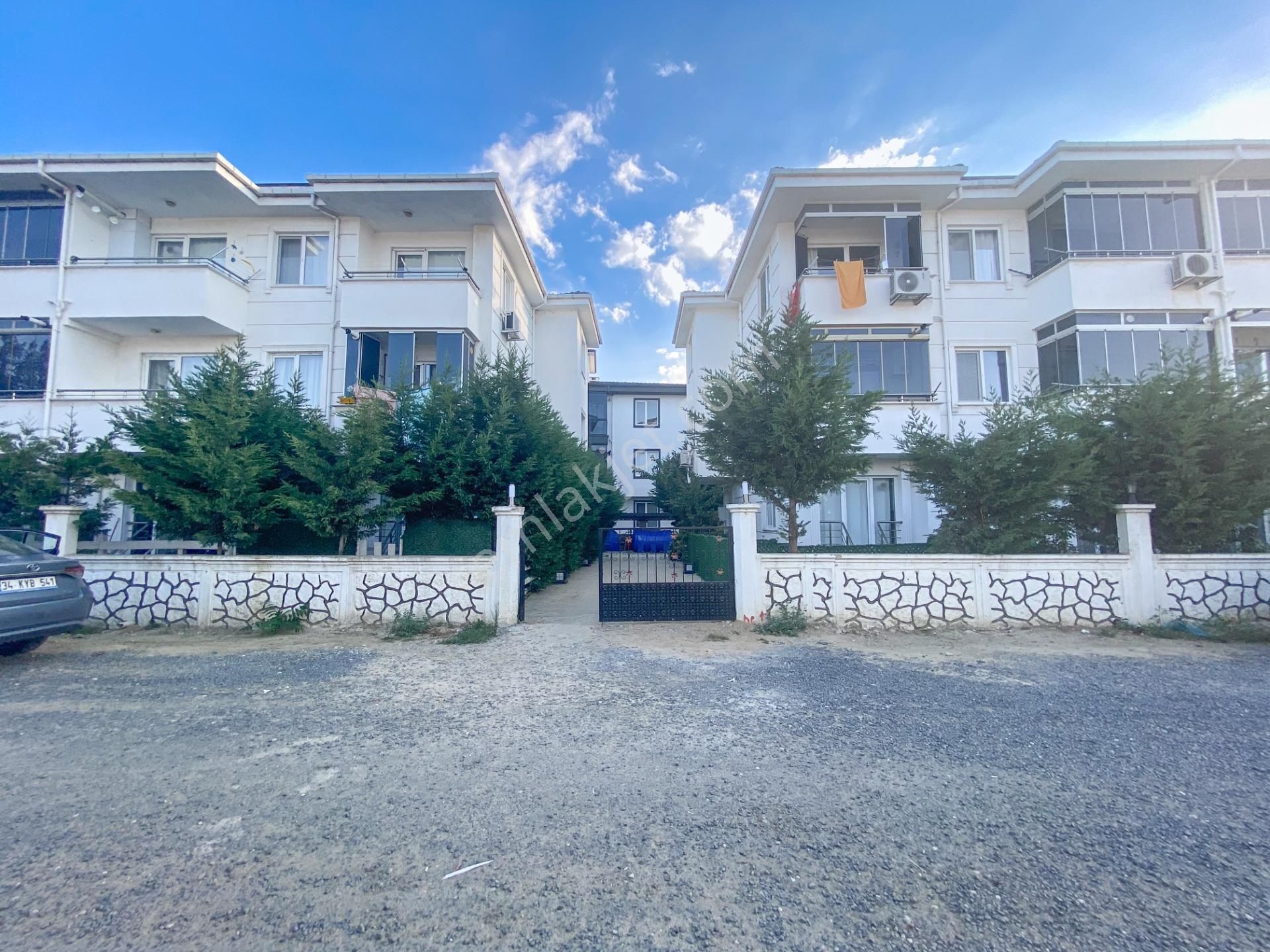 Kumbağ'da Havuzlu Sitede Bahçeli Eşyalı/eşyasız Kiralık 1+1 Daire - Görsel 6