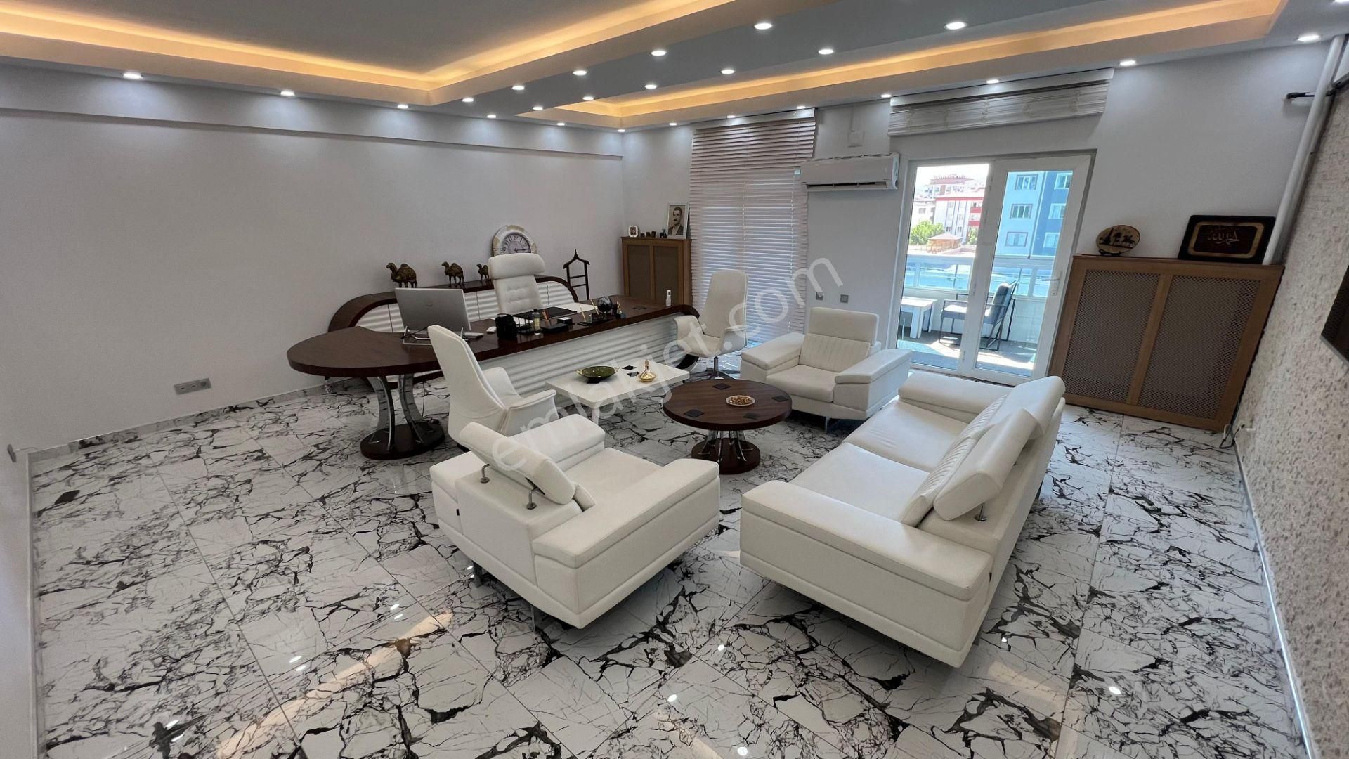 Millioğlu İnşaat'tan Mücahitler'de Satılık 4+1 Eşyalı Ofis