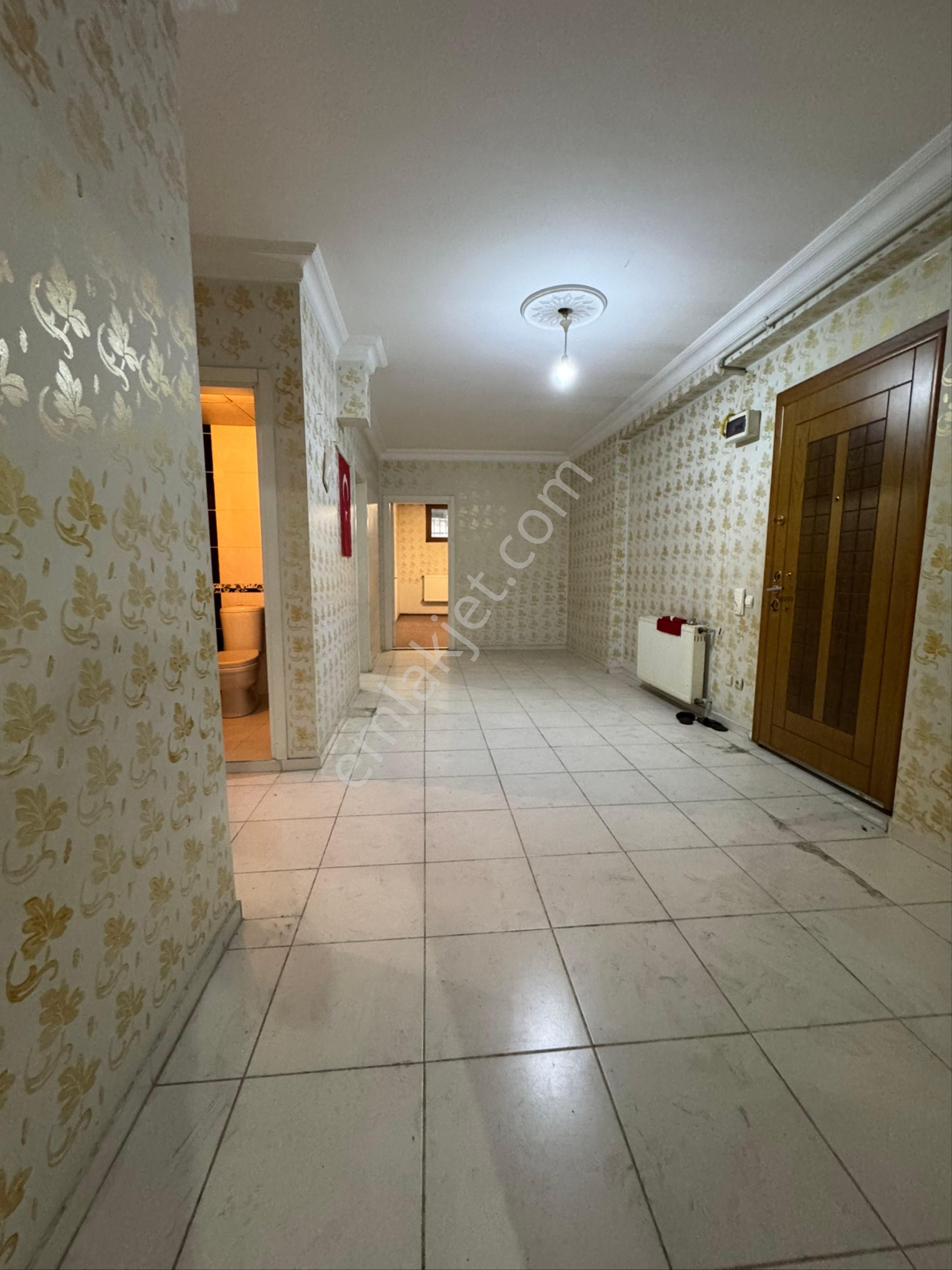 Doğan Araslı Caddesinin Dibinde Satılık 140 M² Bahçe Katı Daire - Görsel 4