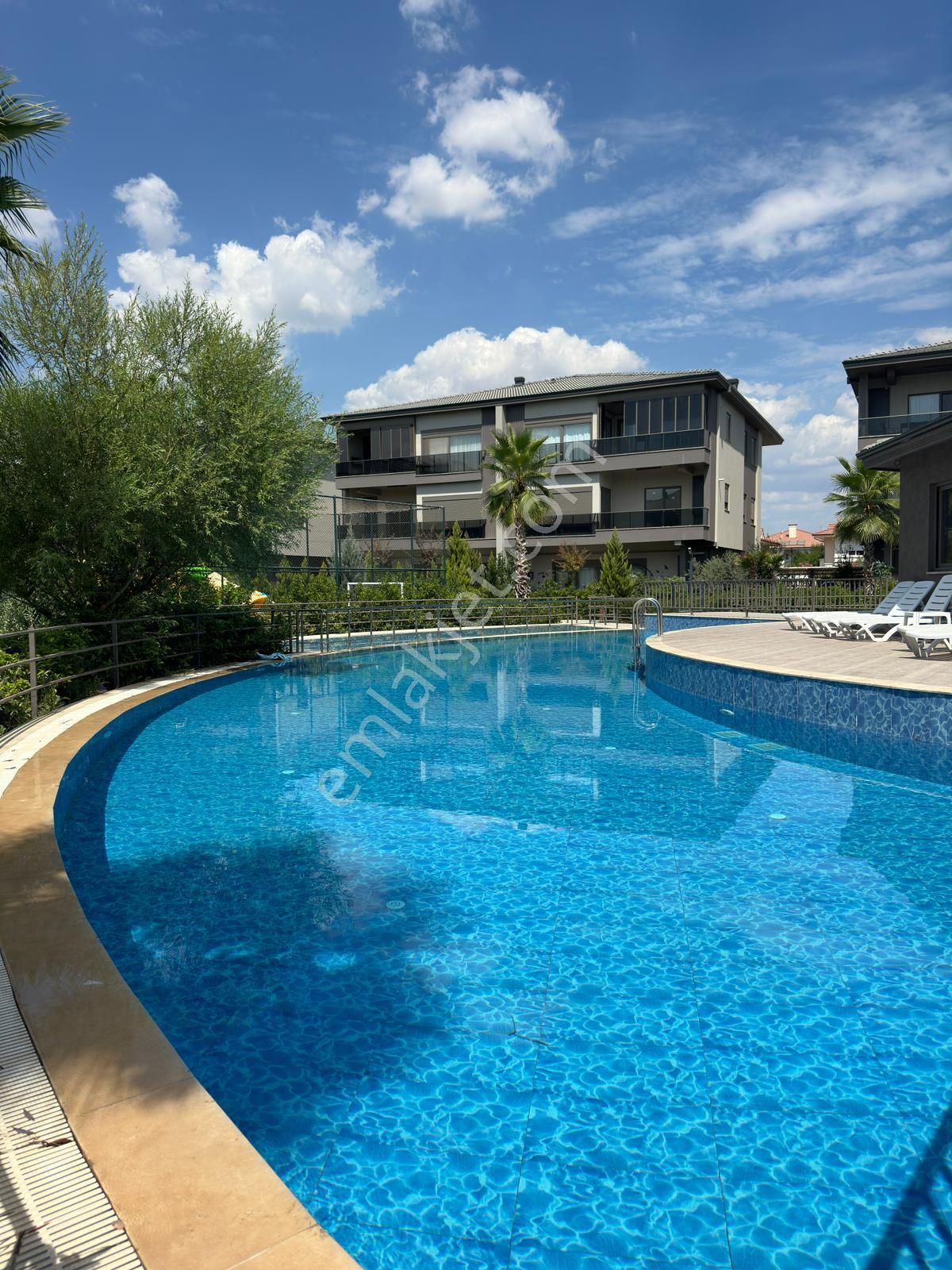 Yasinkuzu'dan Cattavilla Premium'da Kiralık 4+1 Daire