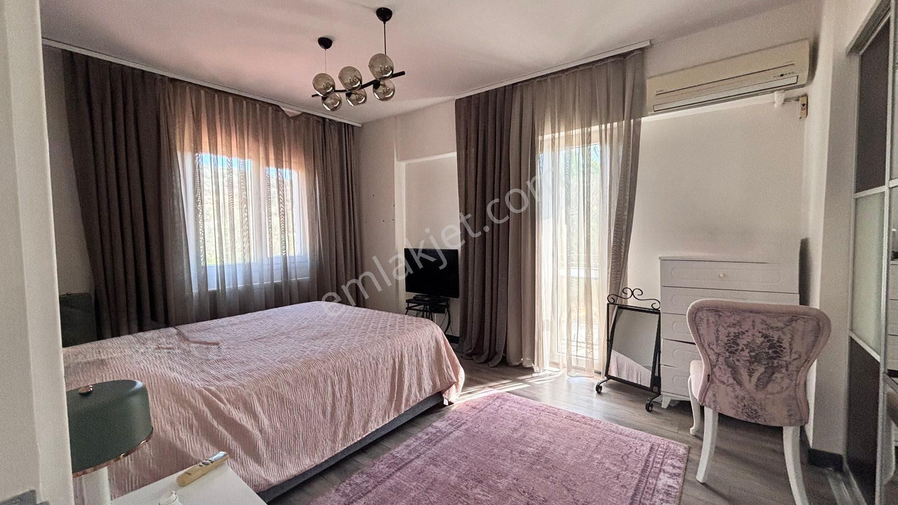 Bademler Hekimköy Sitesi İçerisinde 3+1 Ful Eşyalı Kiralık Havuzlu Villa - Görsel 29