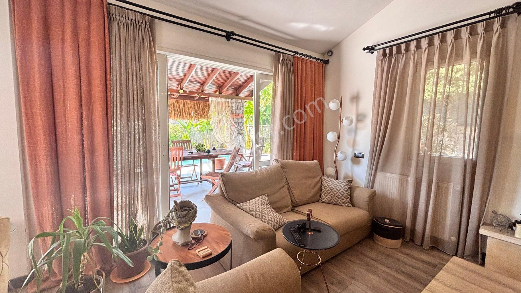 Bademler Hekimköy Sitesi İçerisinde 3+1 Ful Eşyalı Kiralık Havuzlu Villa - Görsel 22