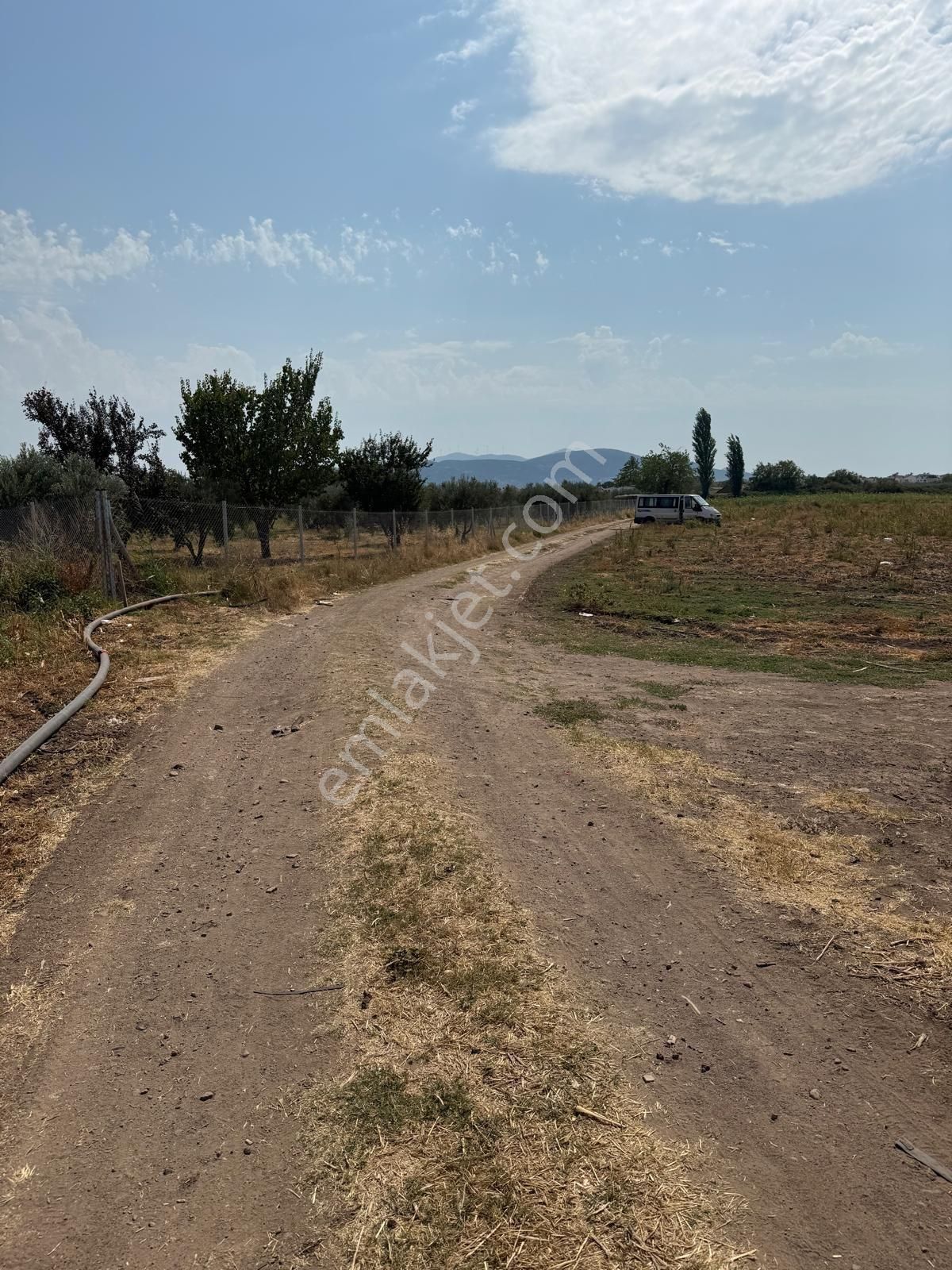 Saadet Korkmaz Emlak'tan Cumhuriyet'de İmara Komşu Satılık - Görsel 3