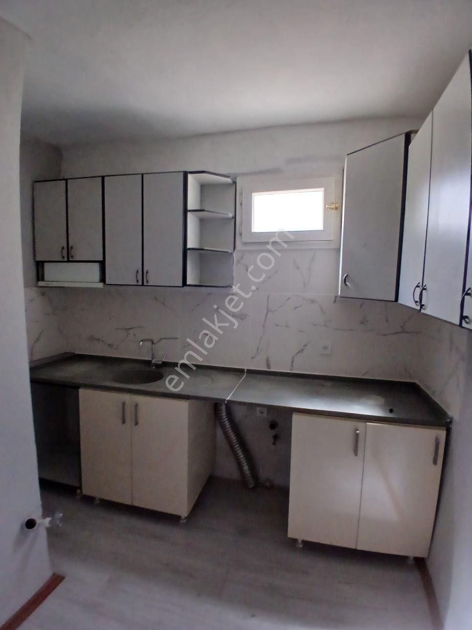 Karabağlar Günaltay Mah Kıralık Daire 12 000 Düz Giriş