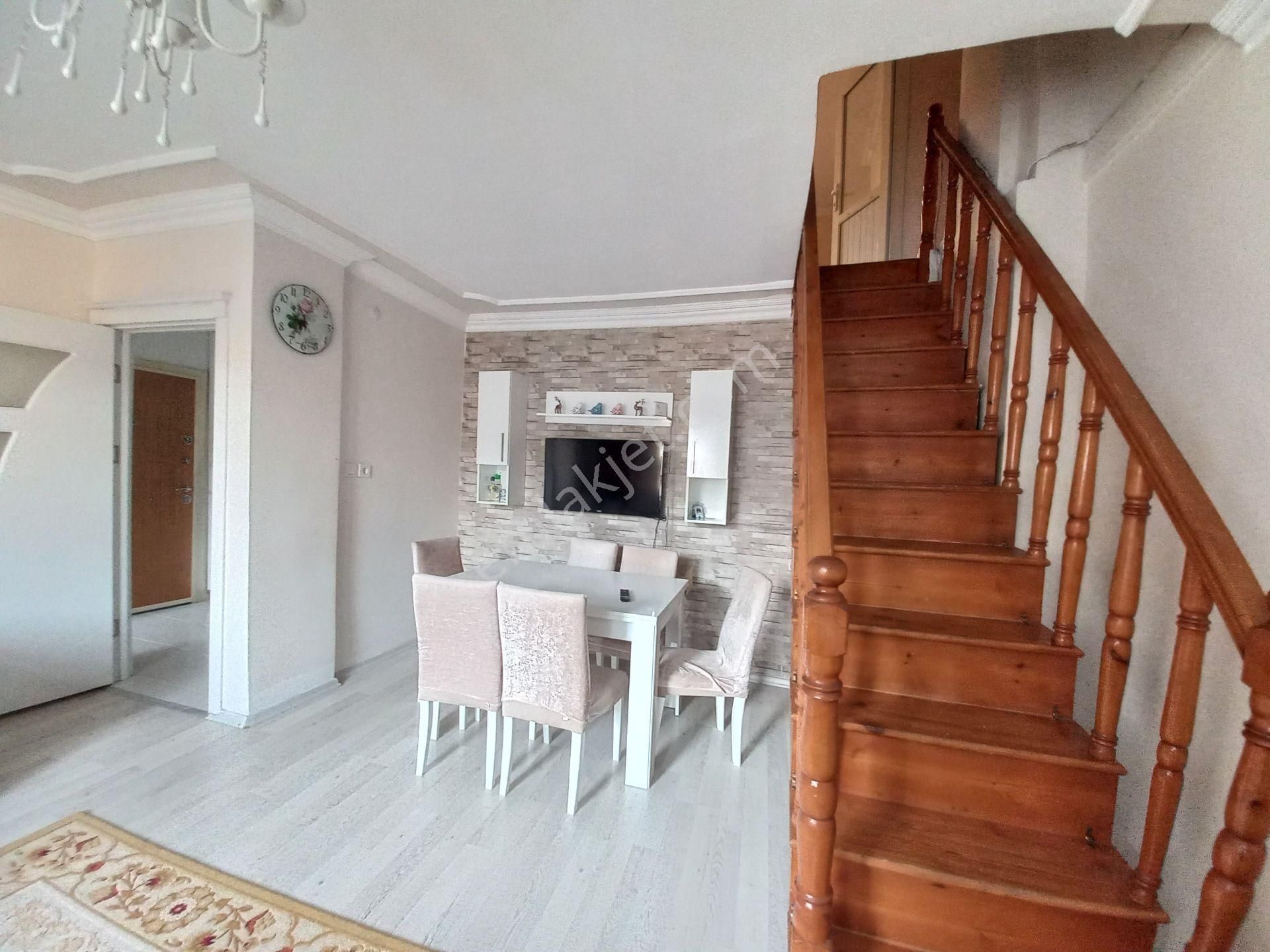 Şeref Emlak Gaziosmanpaşa Şemsipaşa Mah.satılık Dubleks 6.500.000 Tl - Görsel 4