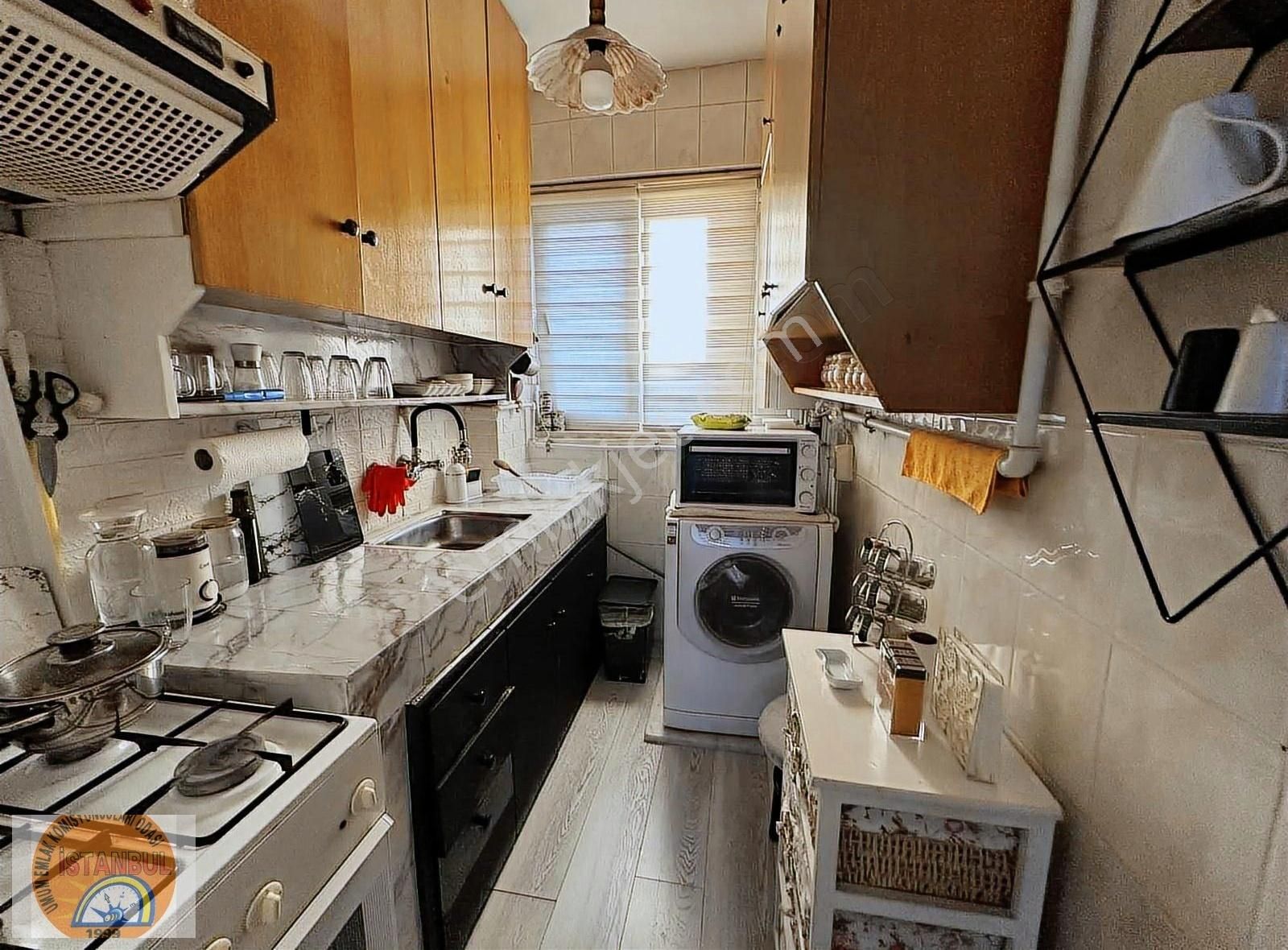 Bakırköy Sahile Yakın Ara Kat 1+1 Satılık Daire - Görsel 25