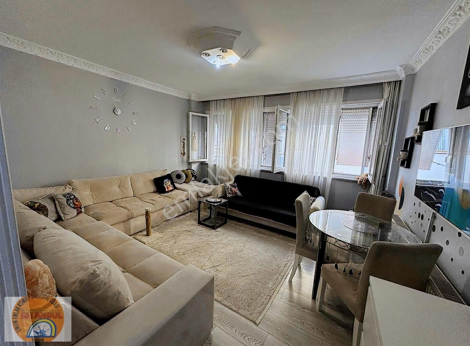 Bakırköy Sahile Yakın Ara Kat 1+1 Satılık Daire - Görsel 13