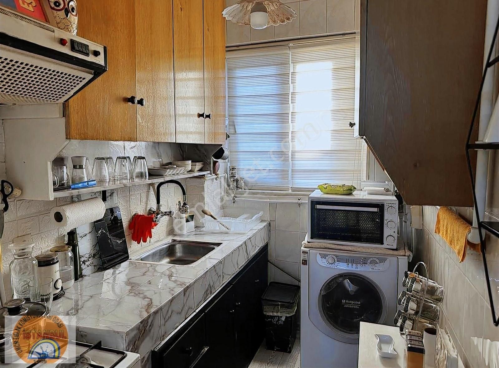 Bakırköy Sahile Yakın Ara Kat 1+1 Satılık Daire - Görsel 10