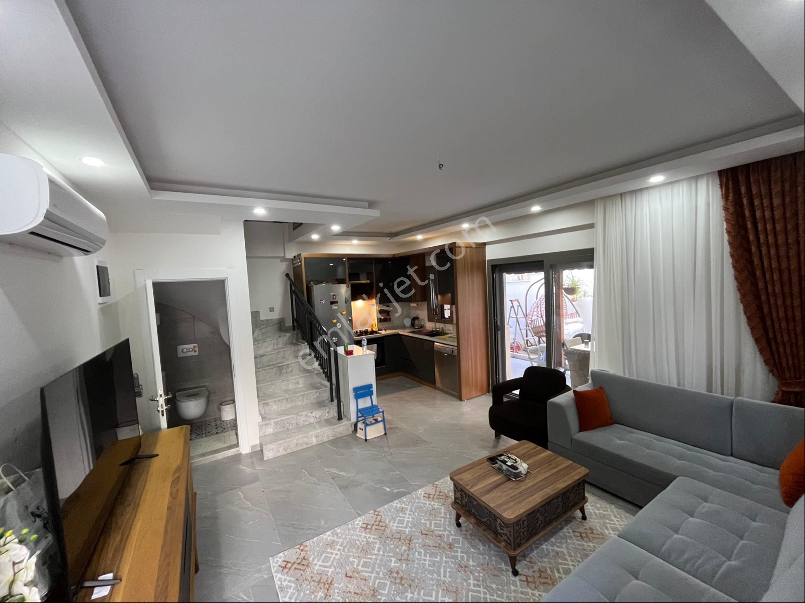 Özdere Merkezde Eşyalı Sıfır Villa - Görsel 17