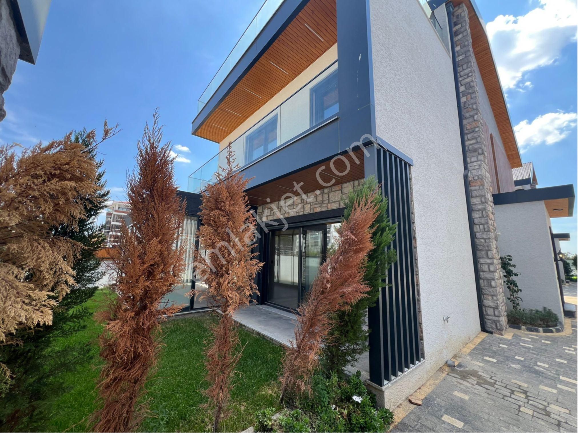 🩷cemre Emlaktan Muhteşem Mimari Ve Lüks Yaşam Alanı 4+2 Villa🩷 - Görsel 9