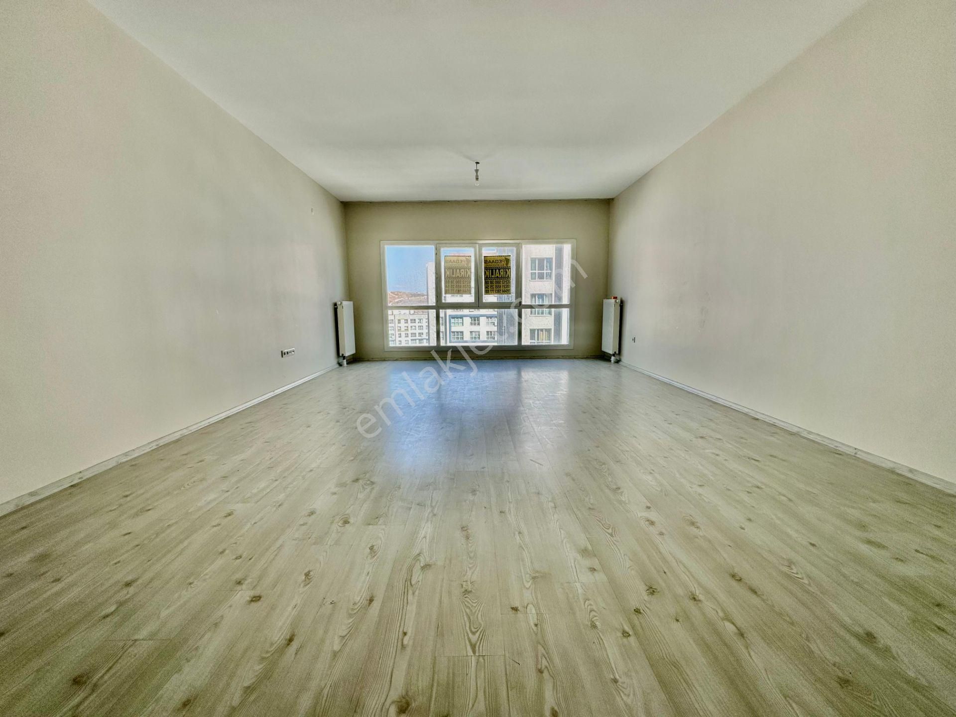 Pegaas'tan Gölkent Evlerinde Kiralık 4+1 Ara Kat Lüx Daire - Görsel 3