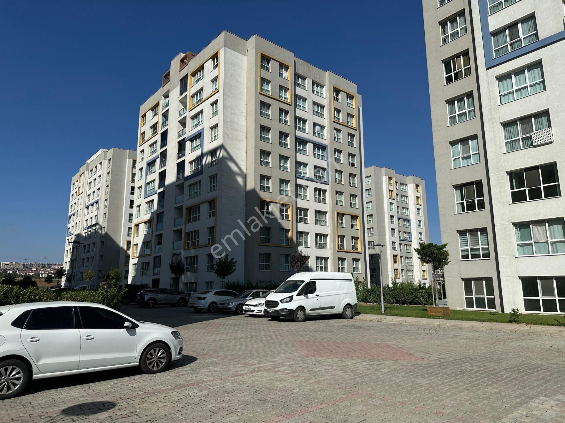 Pegaas'tan Gölkent Evlerinde Kiralık 4+1 Ara Kat Lüx Daire - Görsel 35