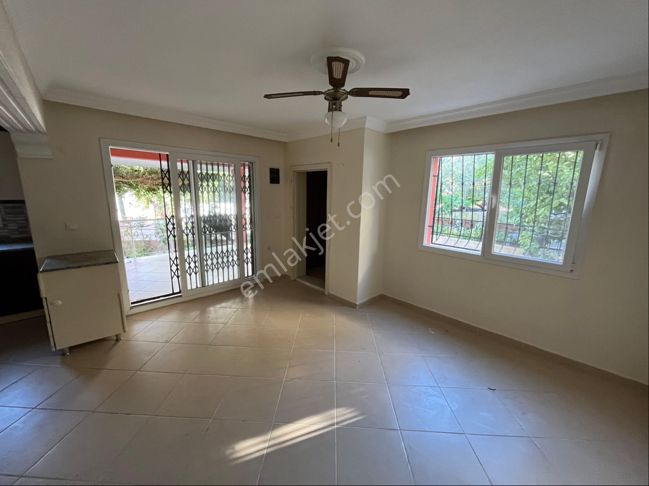 Özdere Deniz Tarafında Müstakil Otoparklı Villa - Görsel 16