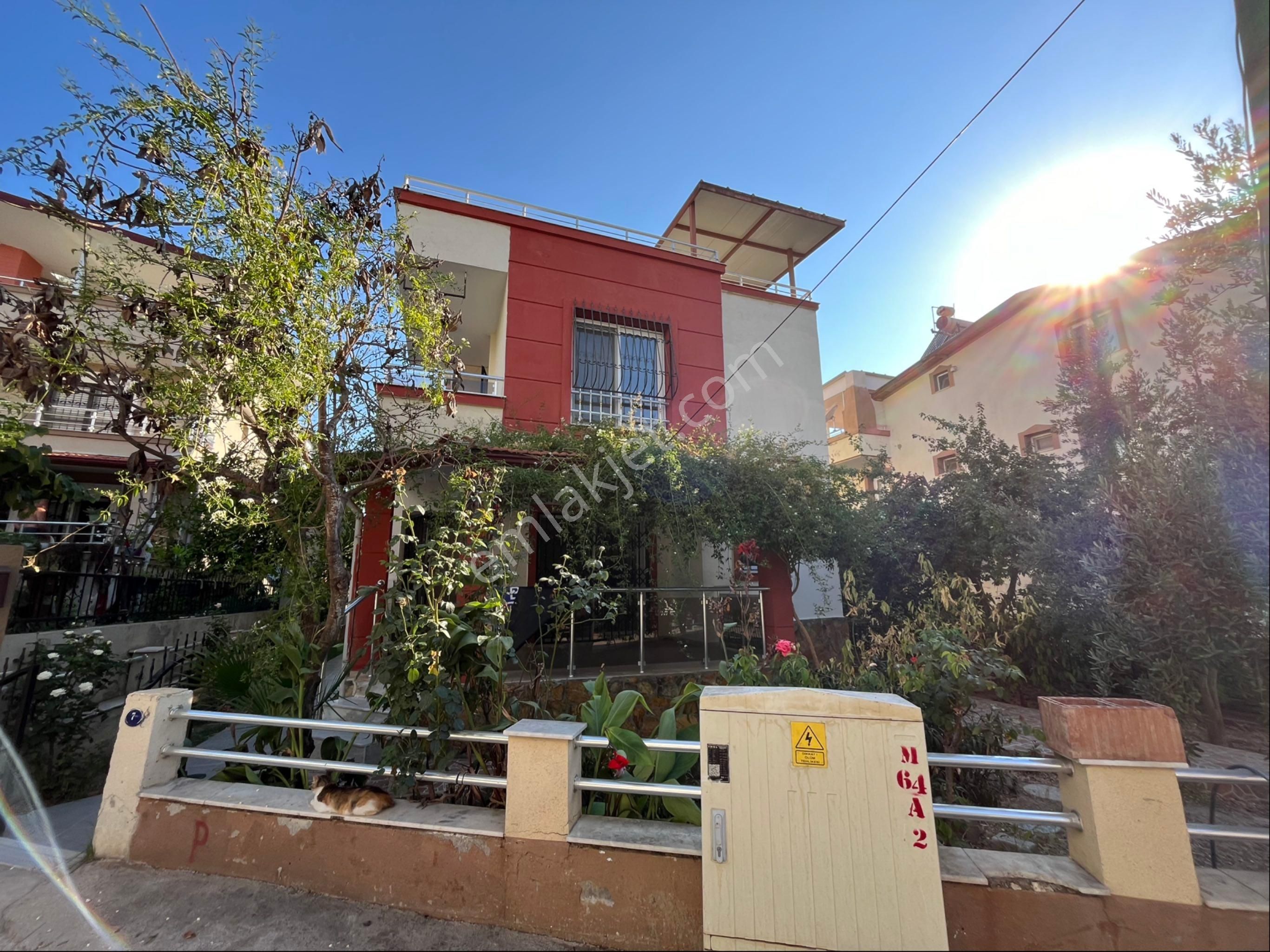 Özdere Deniz Tarafında Müstakil Otoparklı Villa - Görsel 2