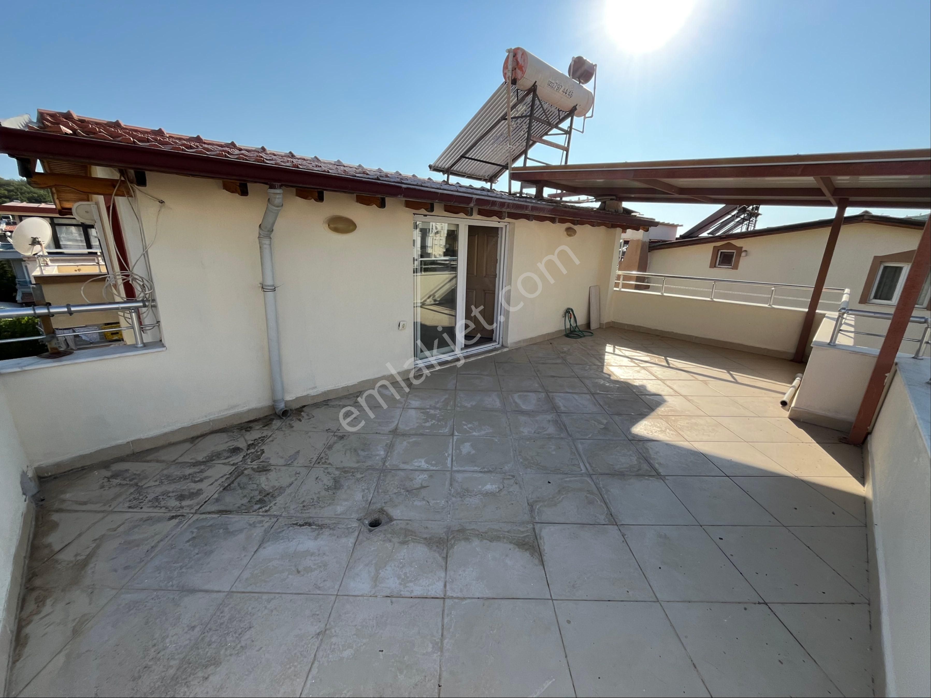 Özdere Deniz Tarafında Müstakil Otoparklı Villa - Görsel 24