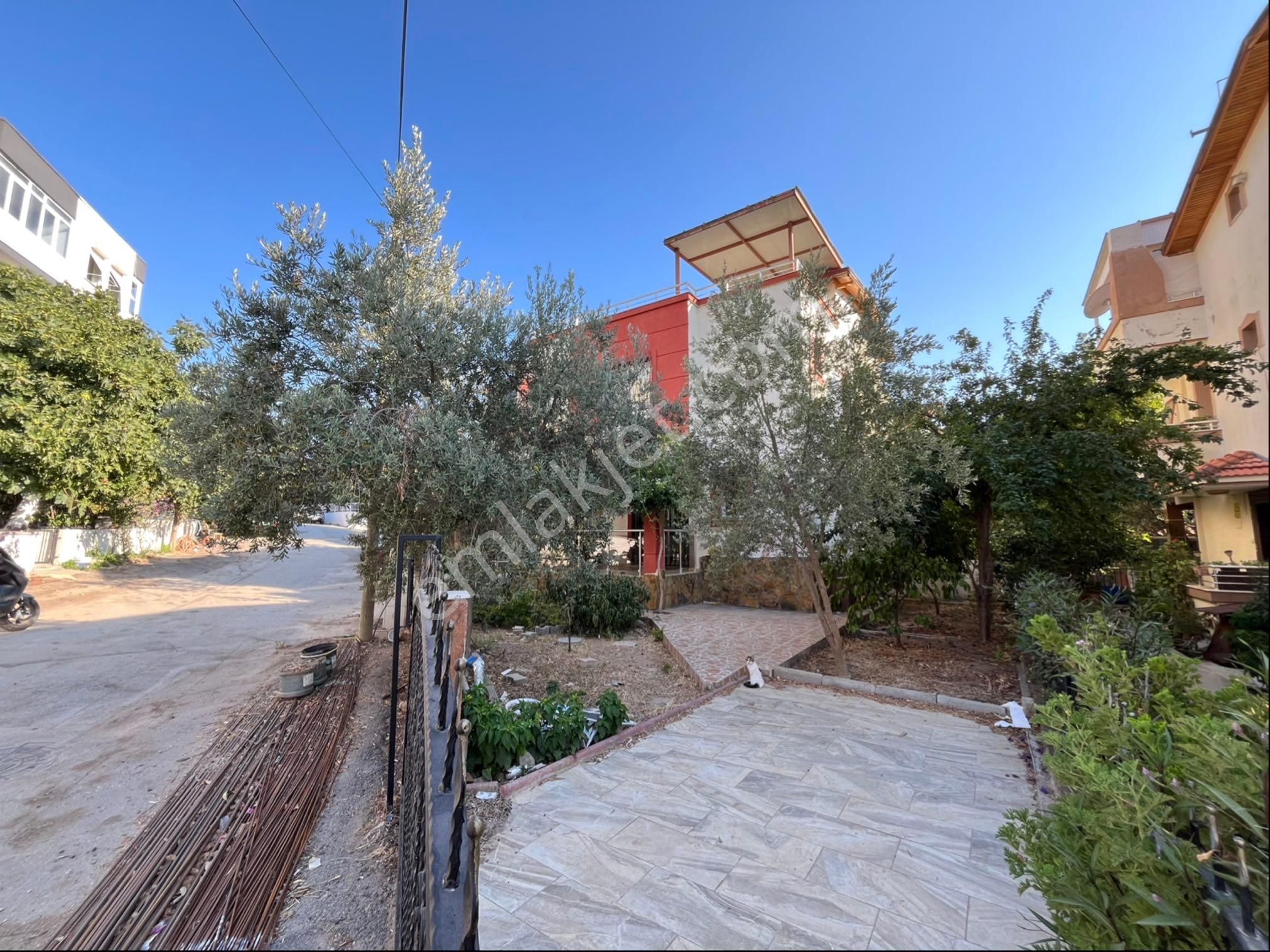 Özdere Deniz Tarafında Müstakil Otoparklı Villa - Görsel 3