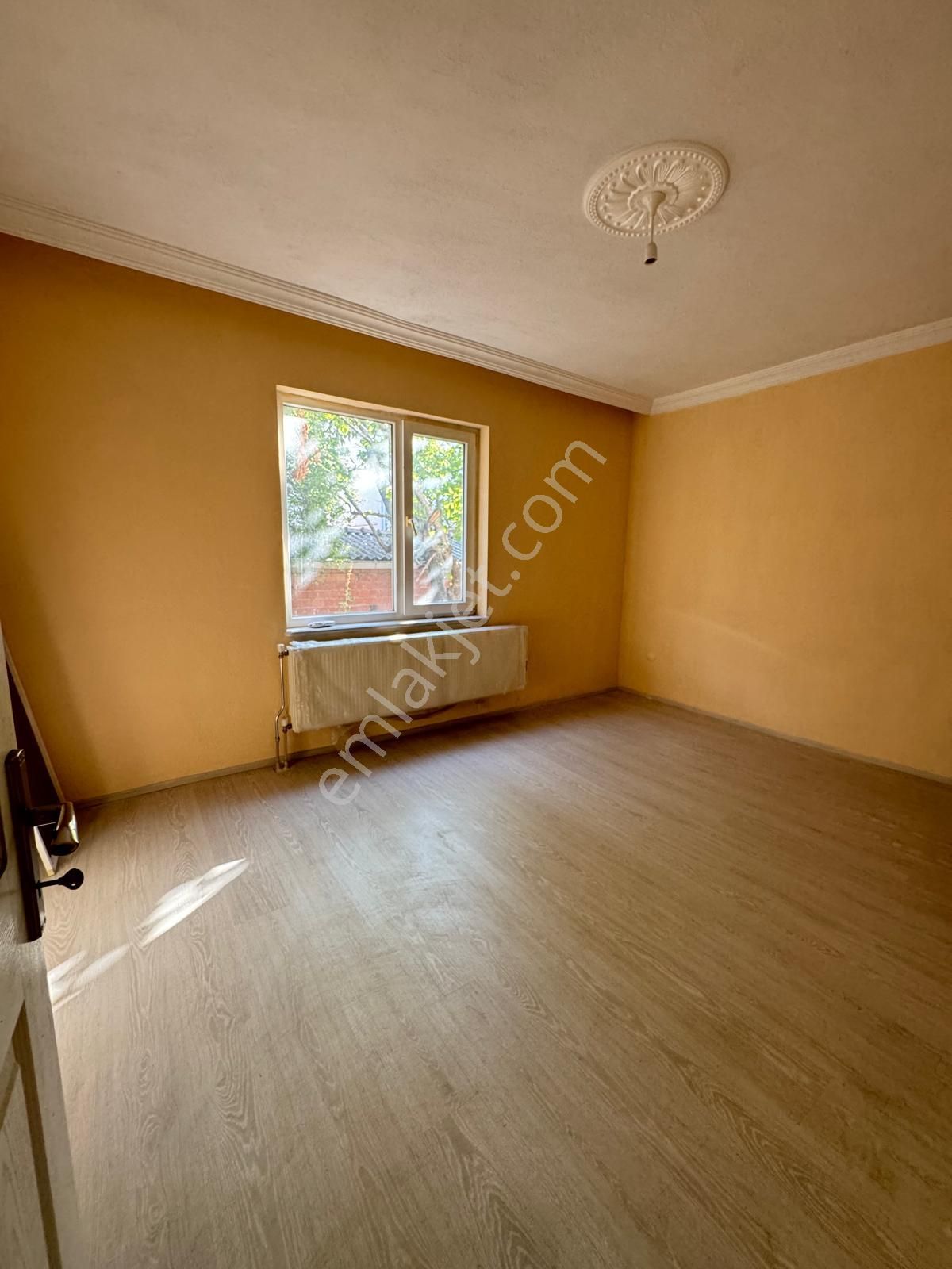 Çarşıya Yürüyüş Mesafesinde, Bahçeli, Balkonlu, Ferah 3+1 Daire - Görsel 14