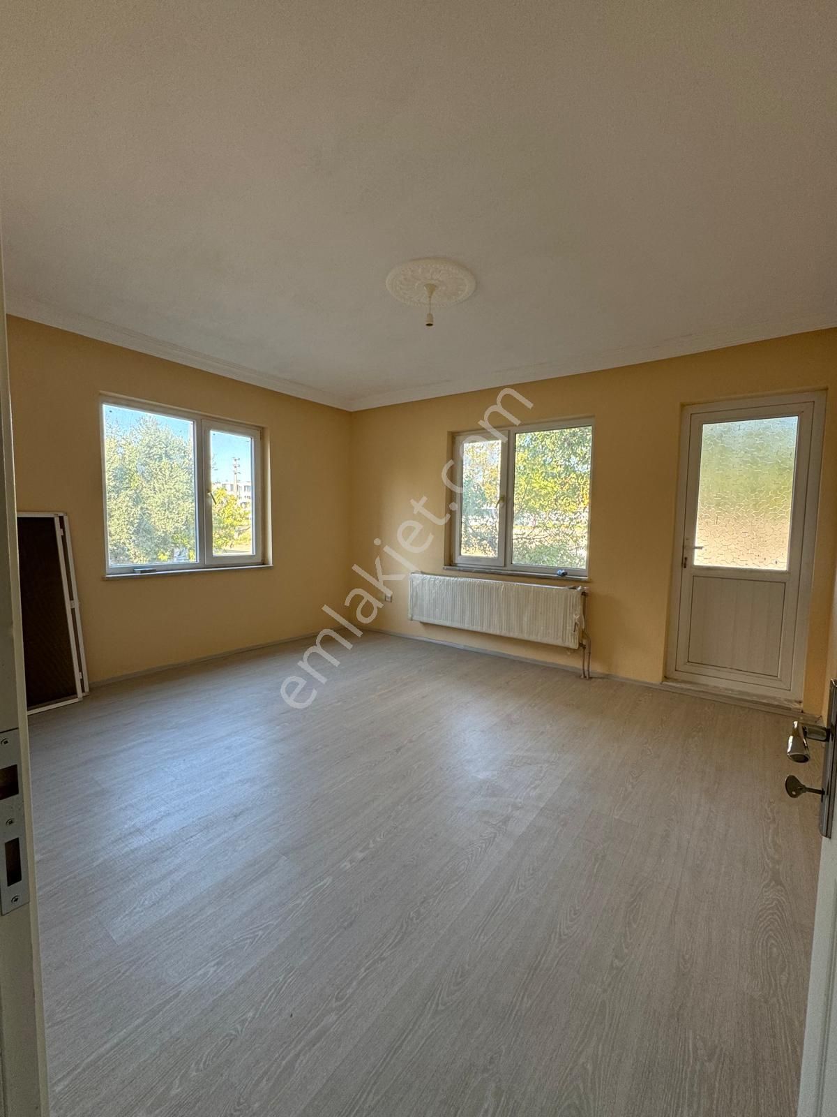 Çarşıya Yürüyüş Mesafesinde, Bahçeli, Balkonlu, Ferah 3+1 Daire - Görsel 8