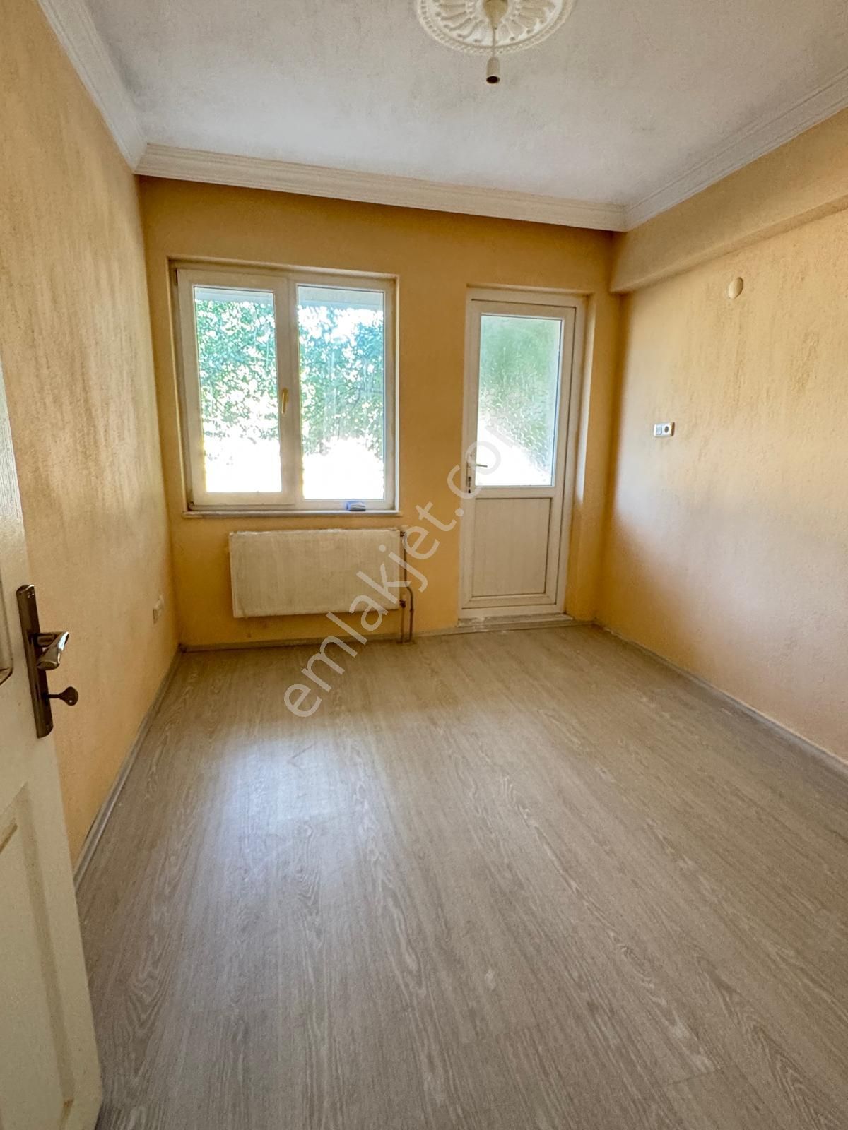 Çarşıya Yürüyüş Mesafesinde, Bahçeli, Balkonlu, Ferah 3+1 Daire - Görsel 12