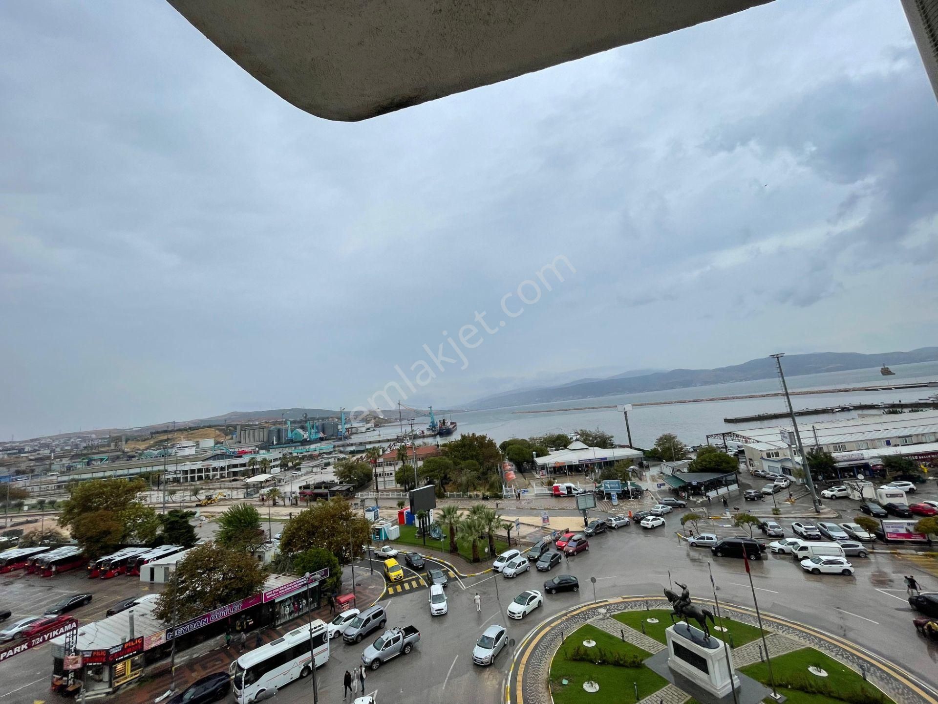 Se&as'tan Şehrin Merkezinde Deniz Manzaralı Asansörlü 2+1 Daire! - Görsel 7