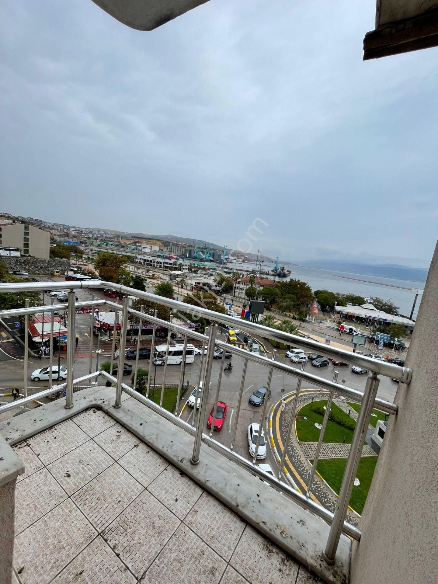 Se&as'tan Şehrin Merkezinde Deniz Manzaralı Asansörlü 2+1 Daire! - Görsel 5