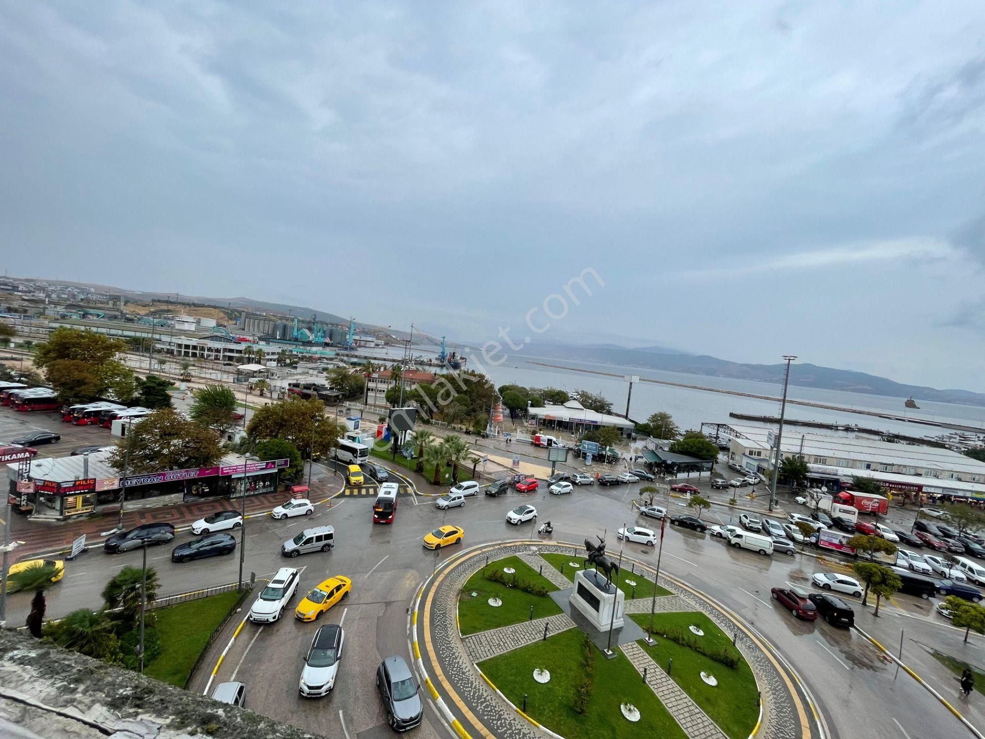 Se&as'tan Şehrin Merkezinde Deniz Manzaralı Asansörlü 2+1 Daire! - Görsel 6