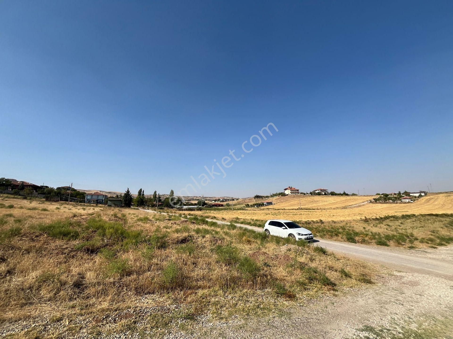 Nova'dan Cadde Cepheli 498 M2 Köşe Parsel Arsa - Görsel 4