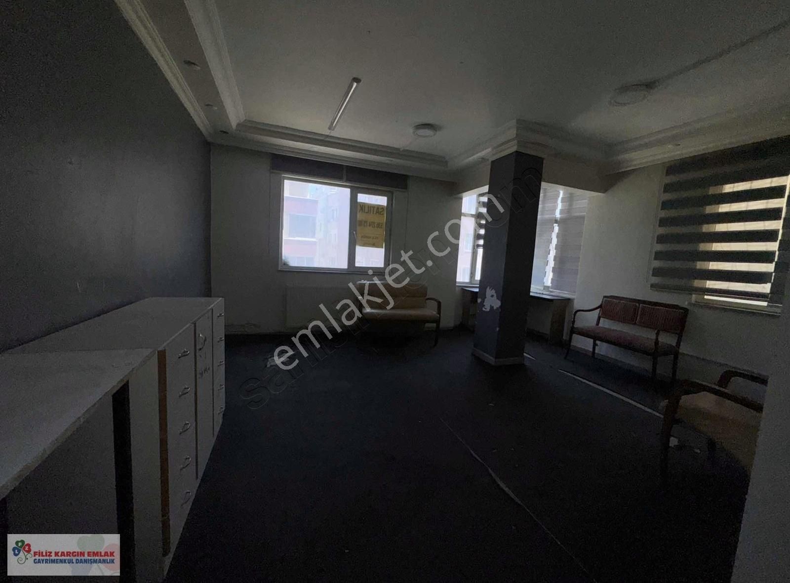 Filiz Emlaktan Bağcılar Dağyolu Çad.3+1 160m2 Satılık Daire - Görsel 3