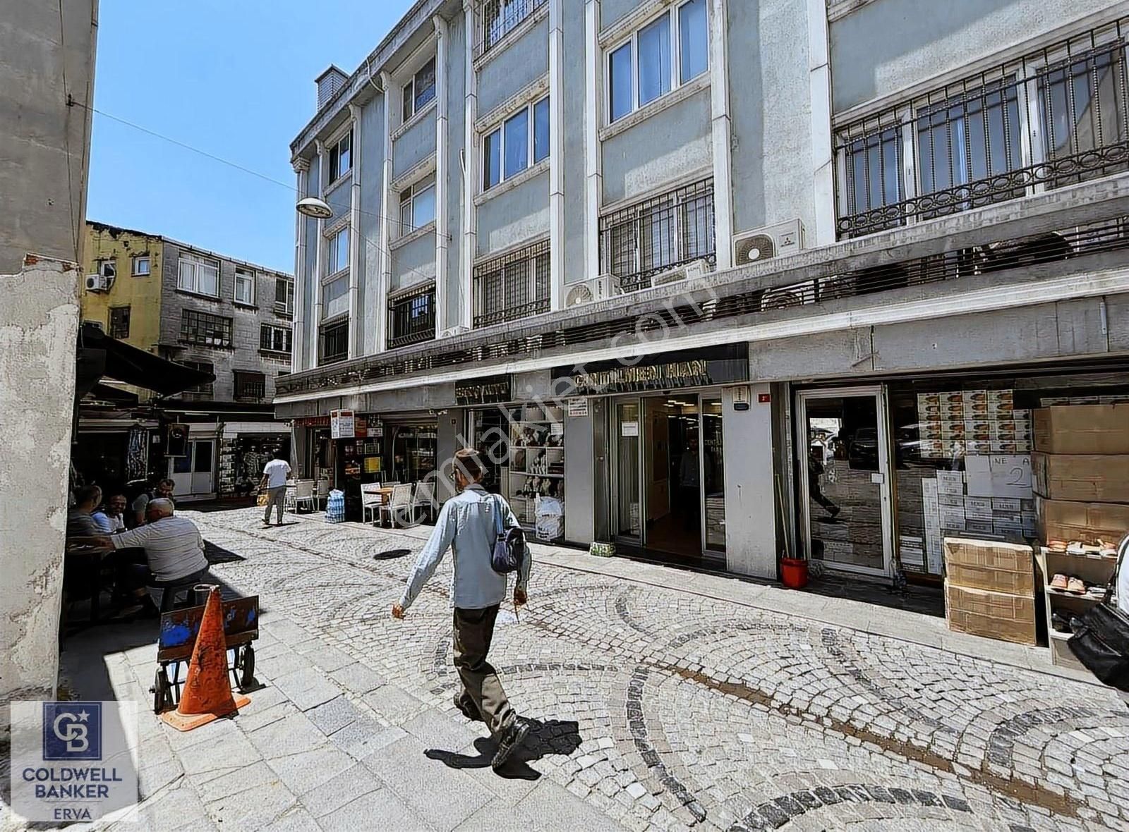 Emsalsiz İstanbul Kapalıçarşı'da Yatırımlık 335 M2 Satılık Arsa - Görsel 2