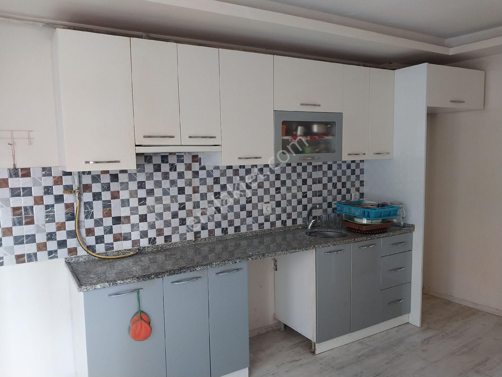 Tekirdağ Süleymanpaşa Gayrimenkulden Satılık Daire 2+1 Giriş Katı Çiftlik Önü Mah Bahçeli - Görsel 2