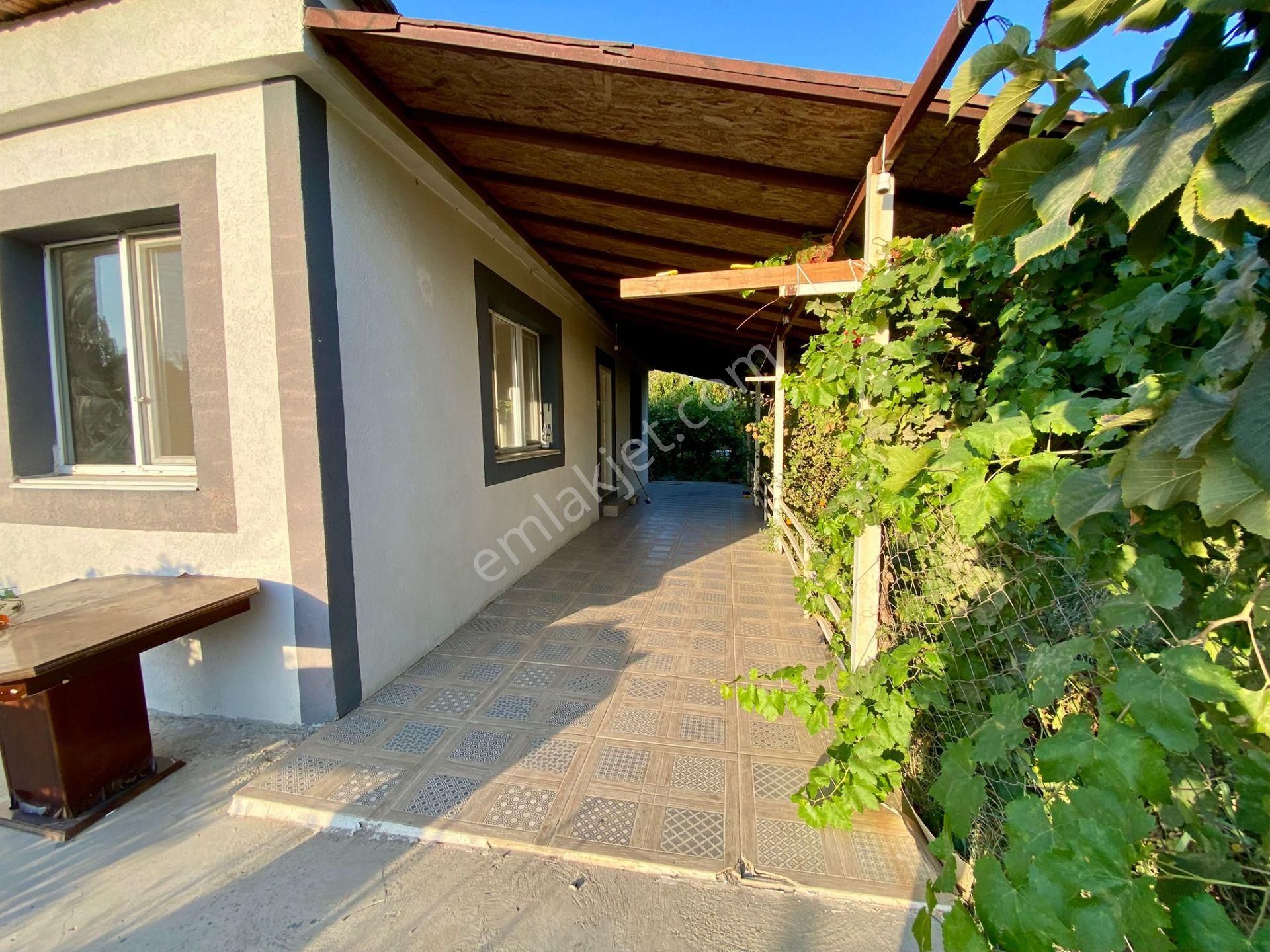 Kuşadası Kirazlı Köyü'nde Bahçeli Müstakil Satılık Ev - Görsel 10