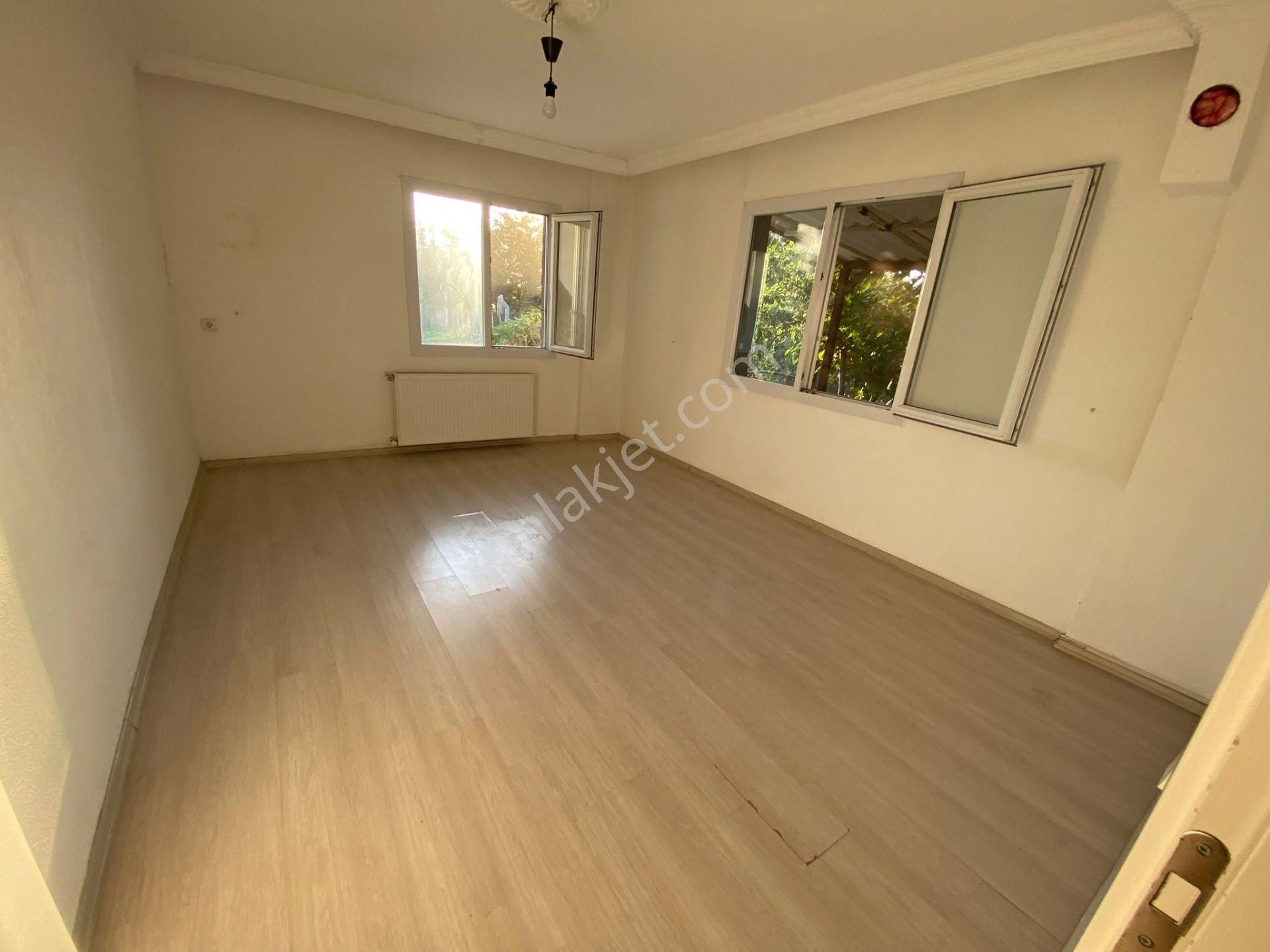 Kuşadası Kirazlı Köyü'nde Bahçeli Müstakil Satılık Ev - Görsel 30