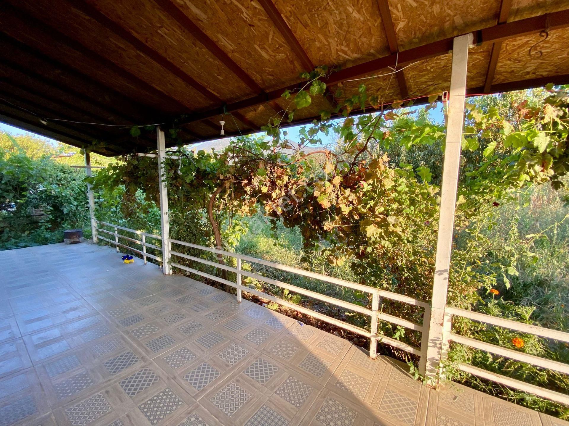 Kuşadası Kirazlı Köyü'nde Bahçeli Müstakil Satılık Ev - Görsel 7