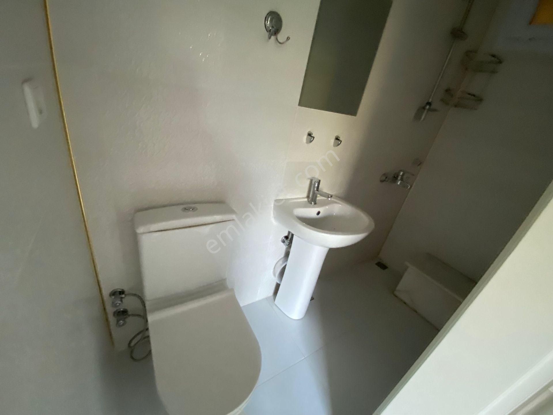 Kuşadası Kirazlı Köyü'nde Bahçeli Müstakil Satılık Ev - Görsel 26