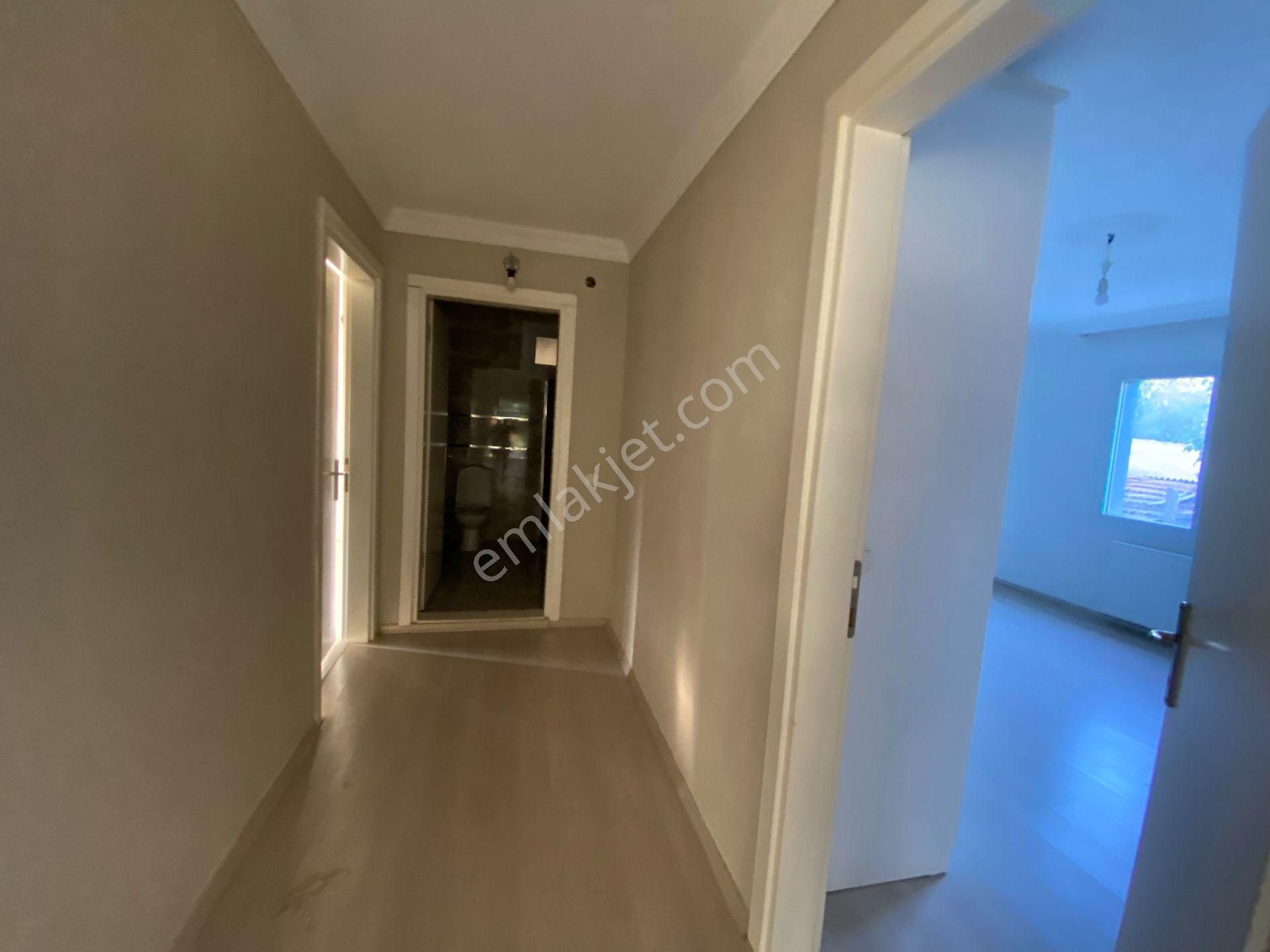 Kuşadası Kirazlı Köyü'nde Bahçeli Müstakil Satılık Ev - Görsel 23