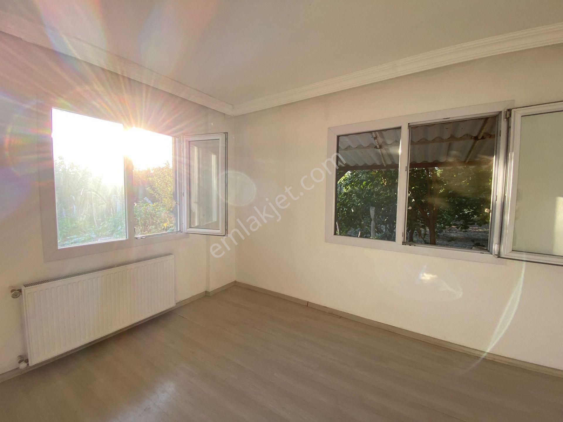 Kuşadası Kirazlı Köyü'nde Bahçeli Müstakil Satılık Ev - Görsel 33