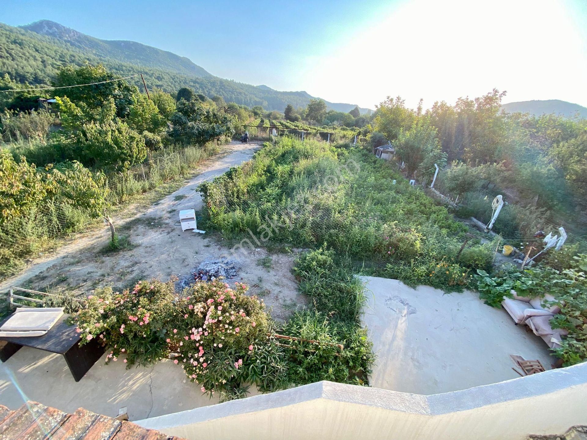 Kuşadası Kirazlı Köyü'nde Bahçeli Müstakil Satılık Ev - Görsel 6