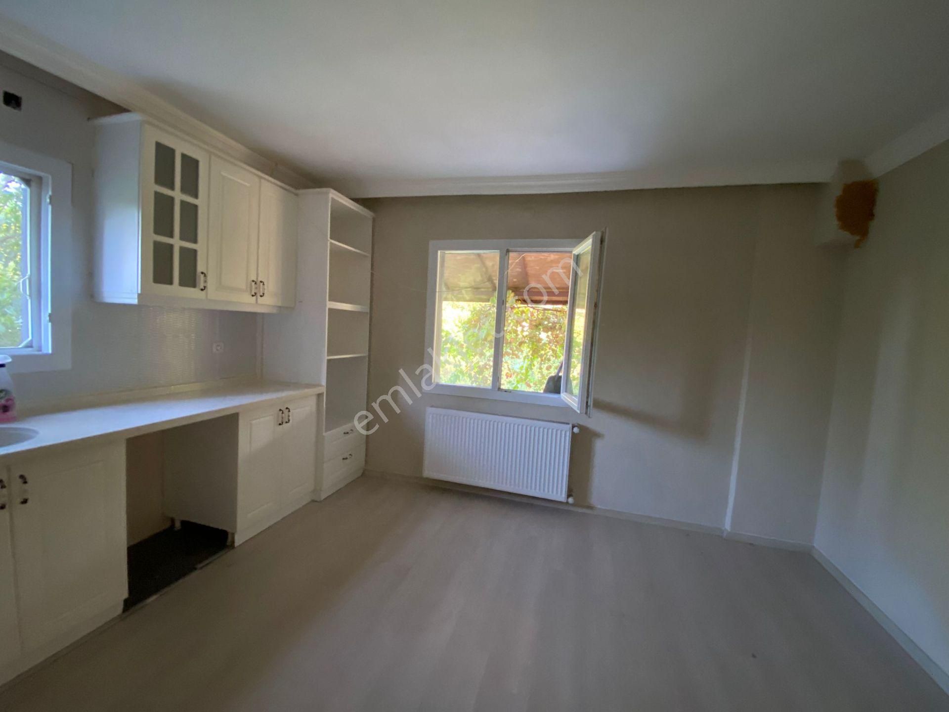 Kuşadası Kirazlı Köyü'nde Bahçeli Müstakil Satılık Ev - Görsel 19