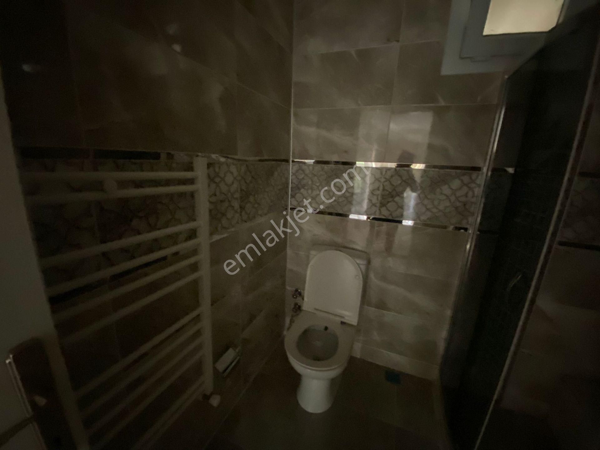 Kuşadası Kirazlı Köyü'nde Bahçeli Müstakil Satılık Ev - Görsel 29