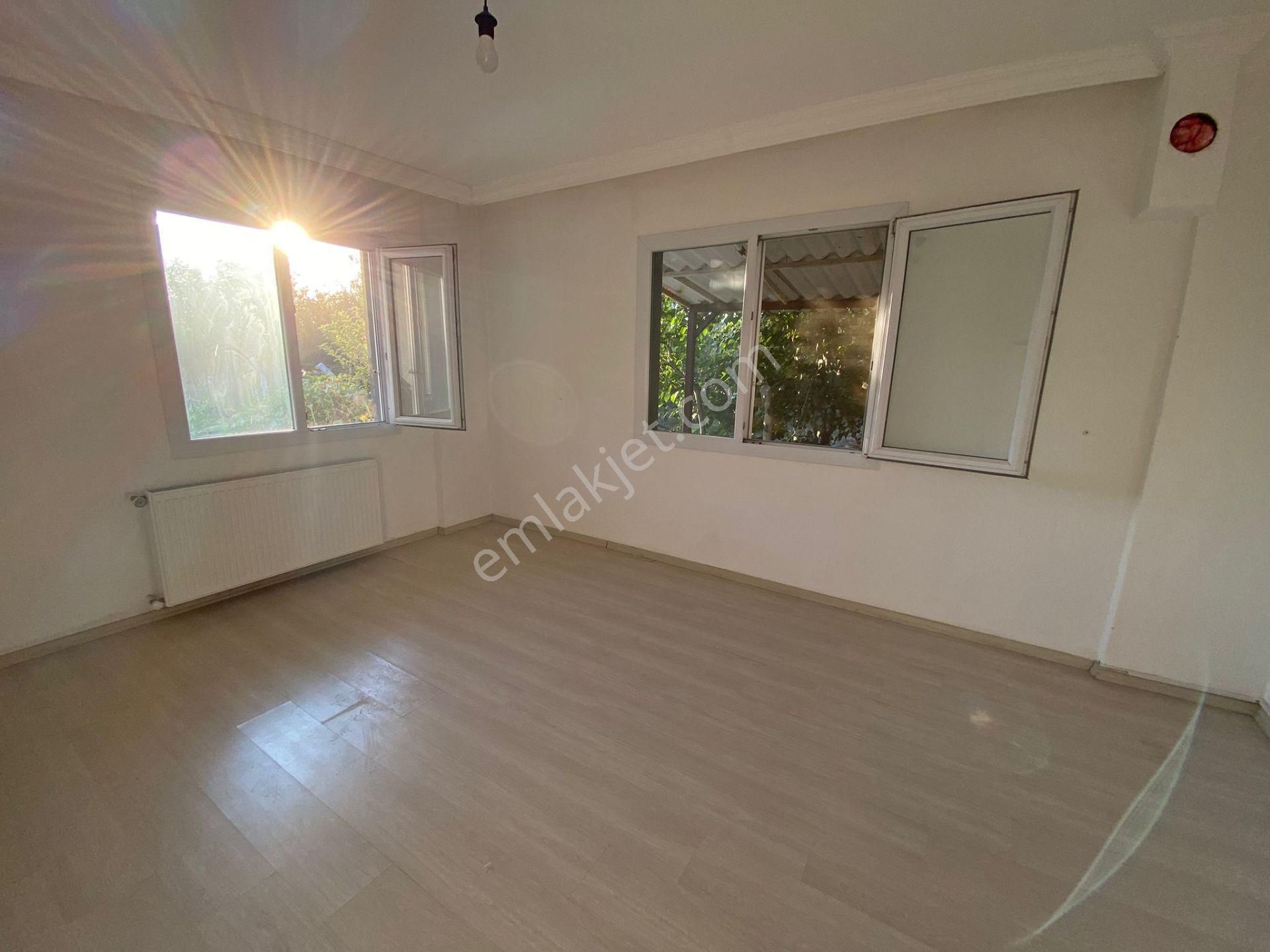 Kuşadası Kirazlı Köyü'nde Bahçeli Müstakil Satılık Ev - Görsel 31