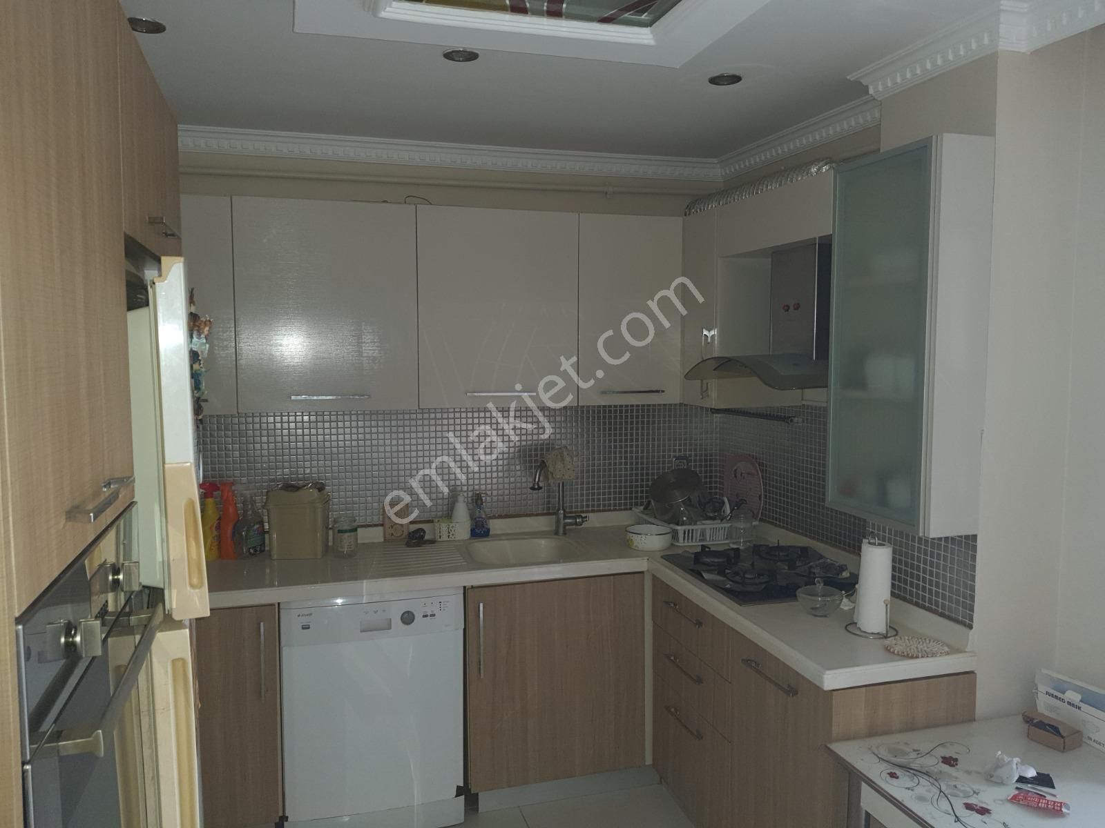 Büyükçekmece Fatih Mah.3+1 Satılık Daire