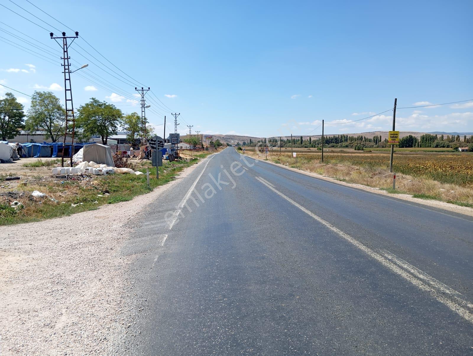 Seyitgazi Merkezde Ana Yola Sıfır Yatırımlık Tarla - Görsel 7