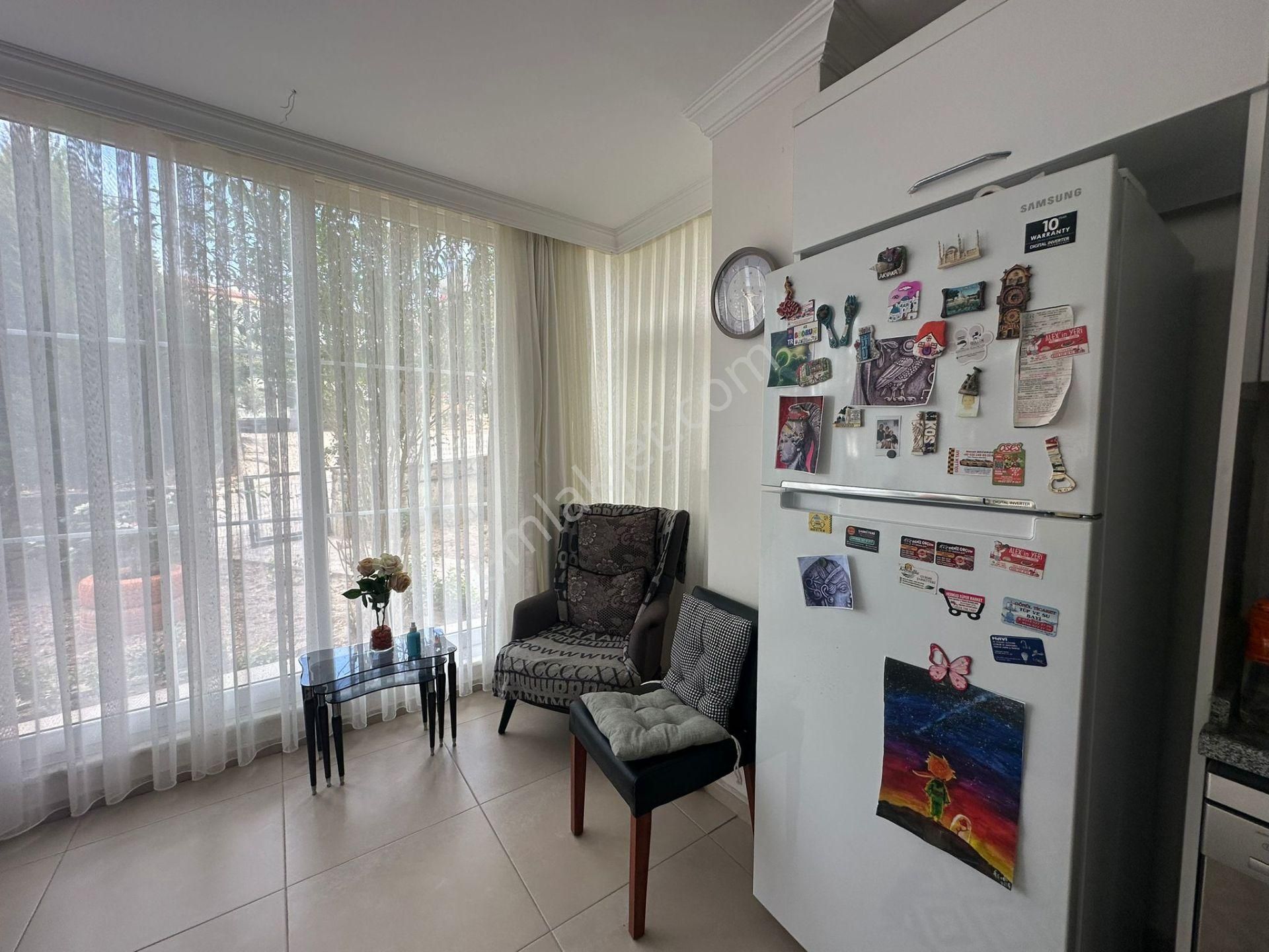 Sıla Emlaktan Güllük Merkezde 2+1 Bahçe Kullanımlı Satılık Daire