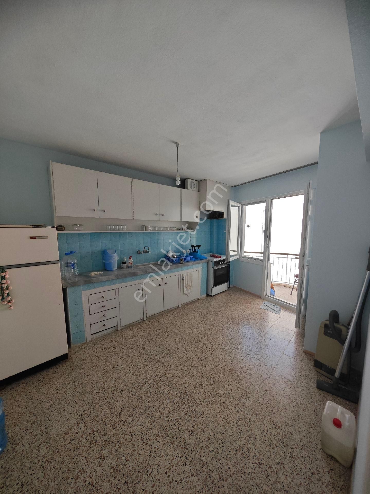 Dikili Ümmetoğlu'ndan 2+1 Ferah Daire Merkezi Konumda Denize Sahile 30 Metre - Görsel 28