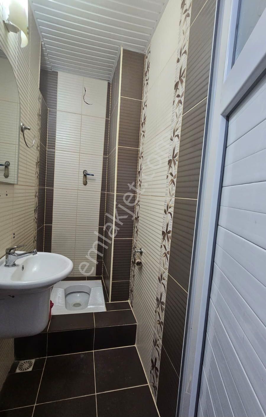 Yüreğir Başkent Hastanesi Arkasında Satılık Daire 3+1 | Kapalı Mutfak - Görsel 9